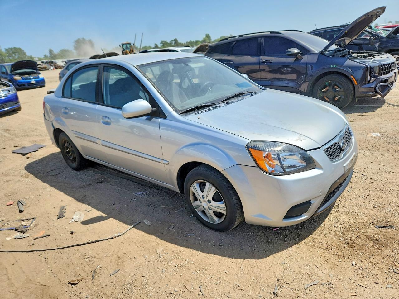 2010 Kia Rio Base Серебряный vin: KNADH4A34A6682855