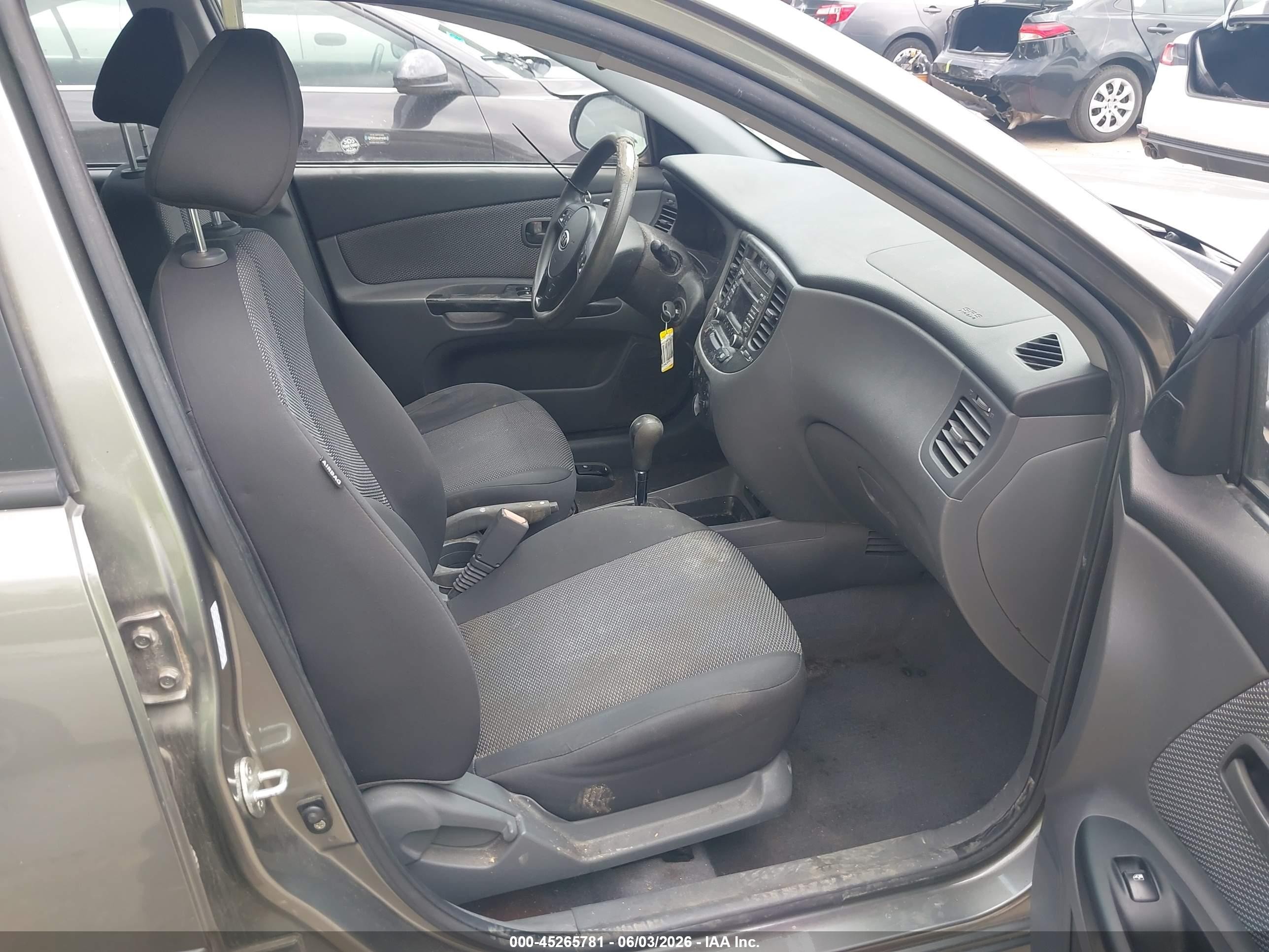 2011 Kia Rio Lx Серый vin: KNADH4A34B6868252