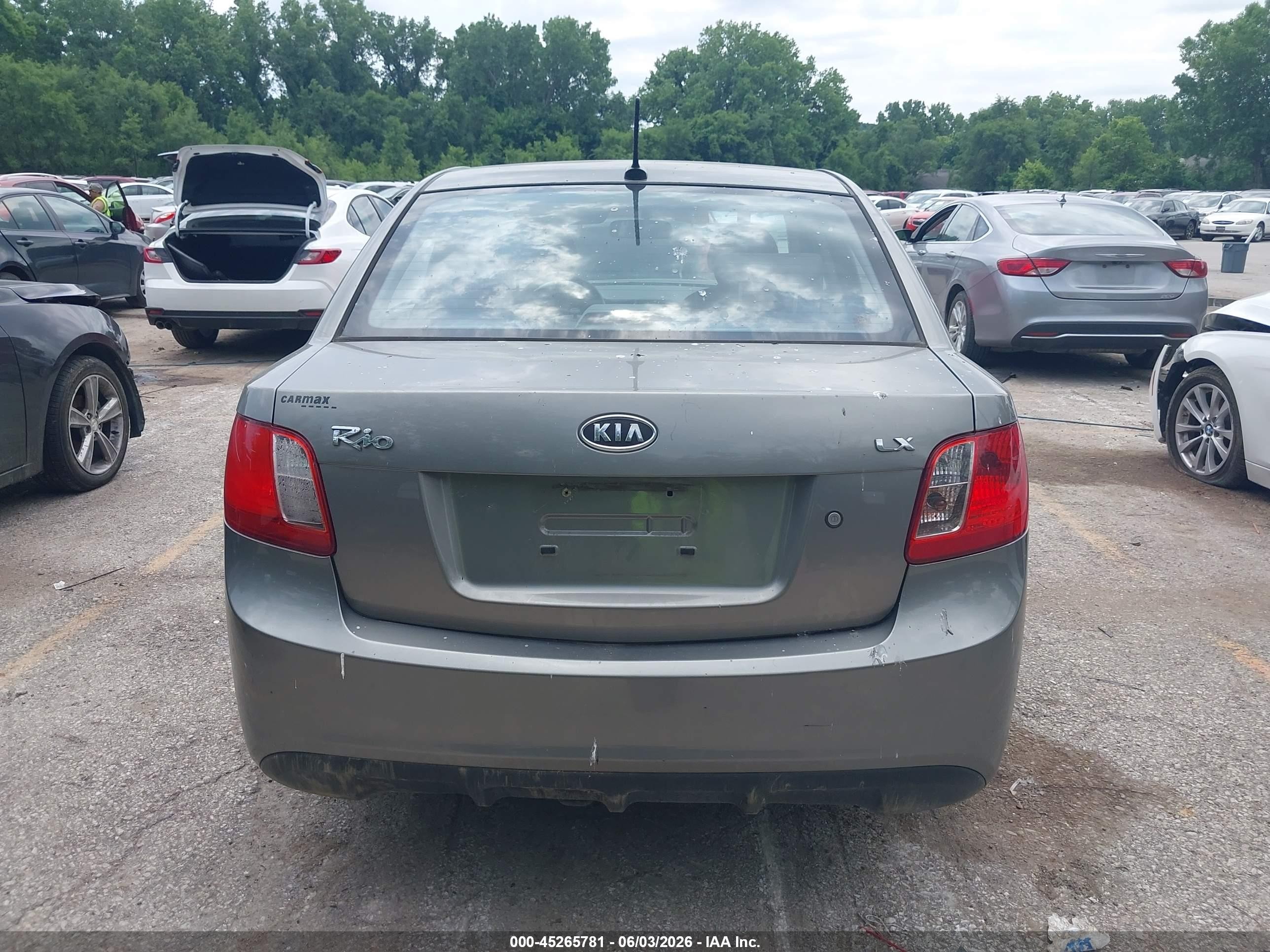 2011 Kia Rio Lx Серый vin: KNADH4A34B6868252