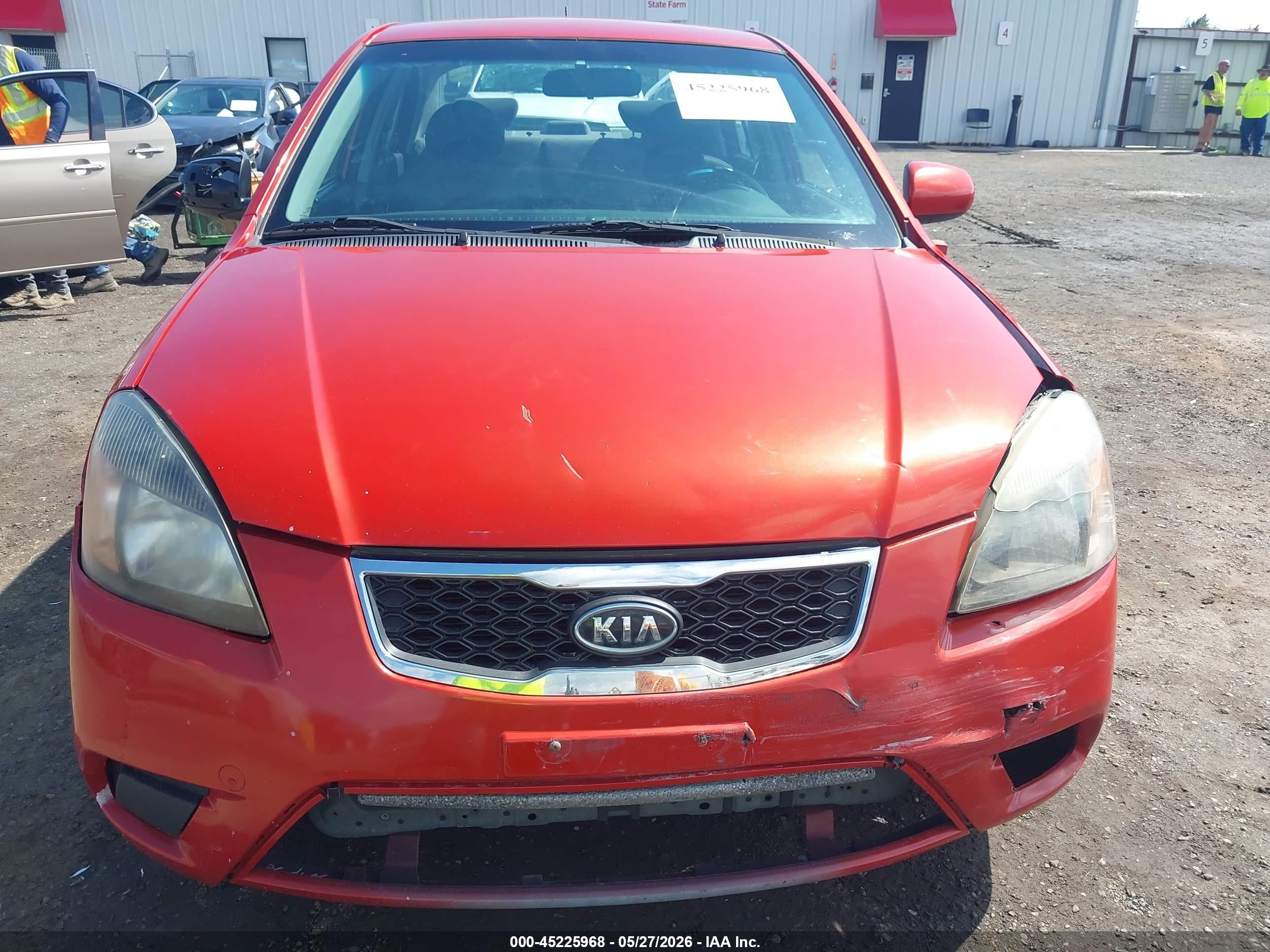 2011 Kia Rio Lx Red vin: KNADH4A35B6731336