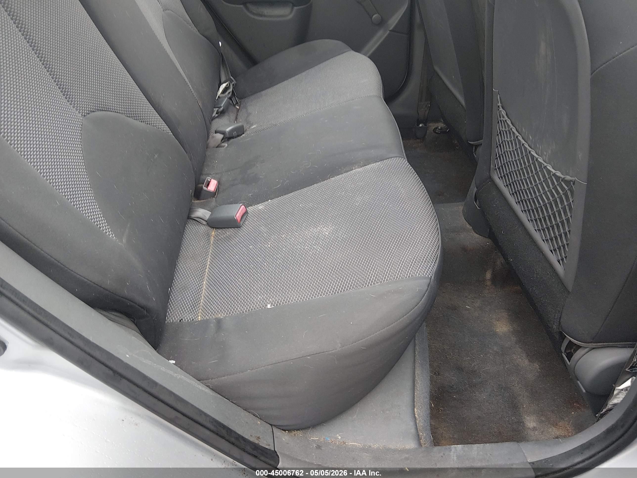 2011 Kia Rio Lx Silver vin: KNADH4A35B6732017