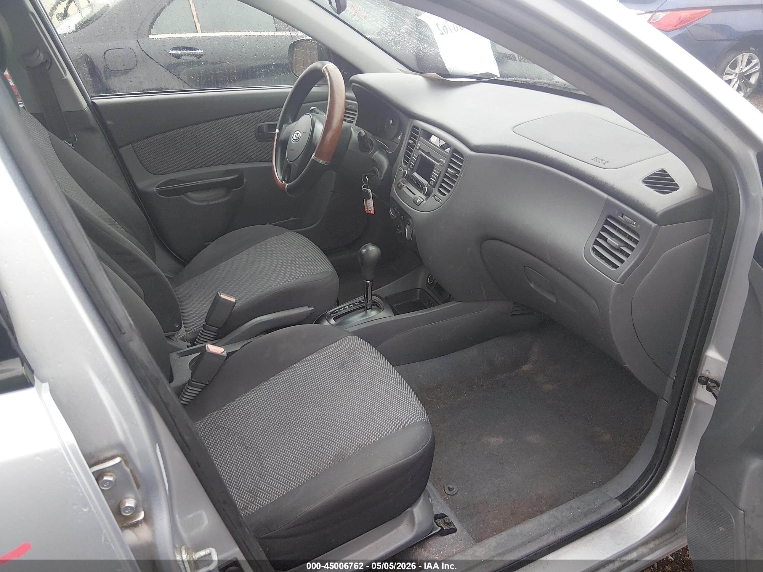 2011 Kia Rio Lx Silver vin: KNADH4A35B6732017