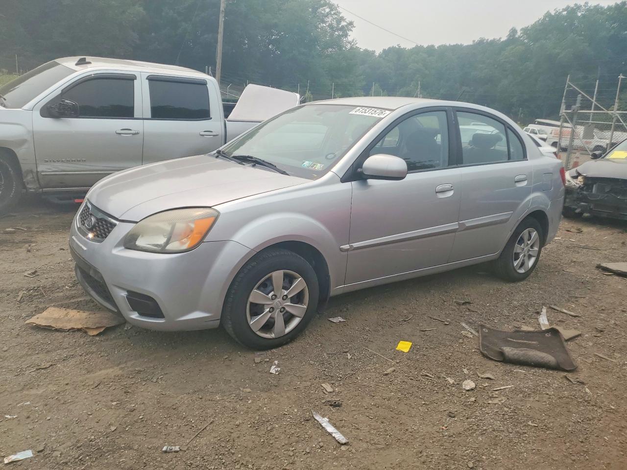 2010 Kia Rio Base Серебряный vin: KNADH4A36A6680122