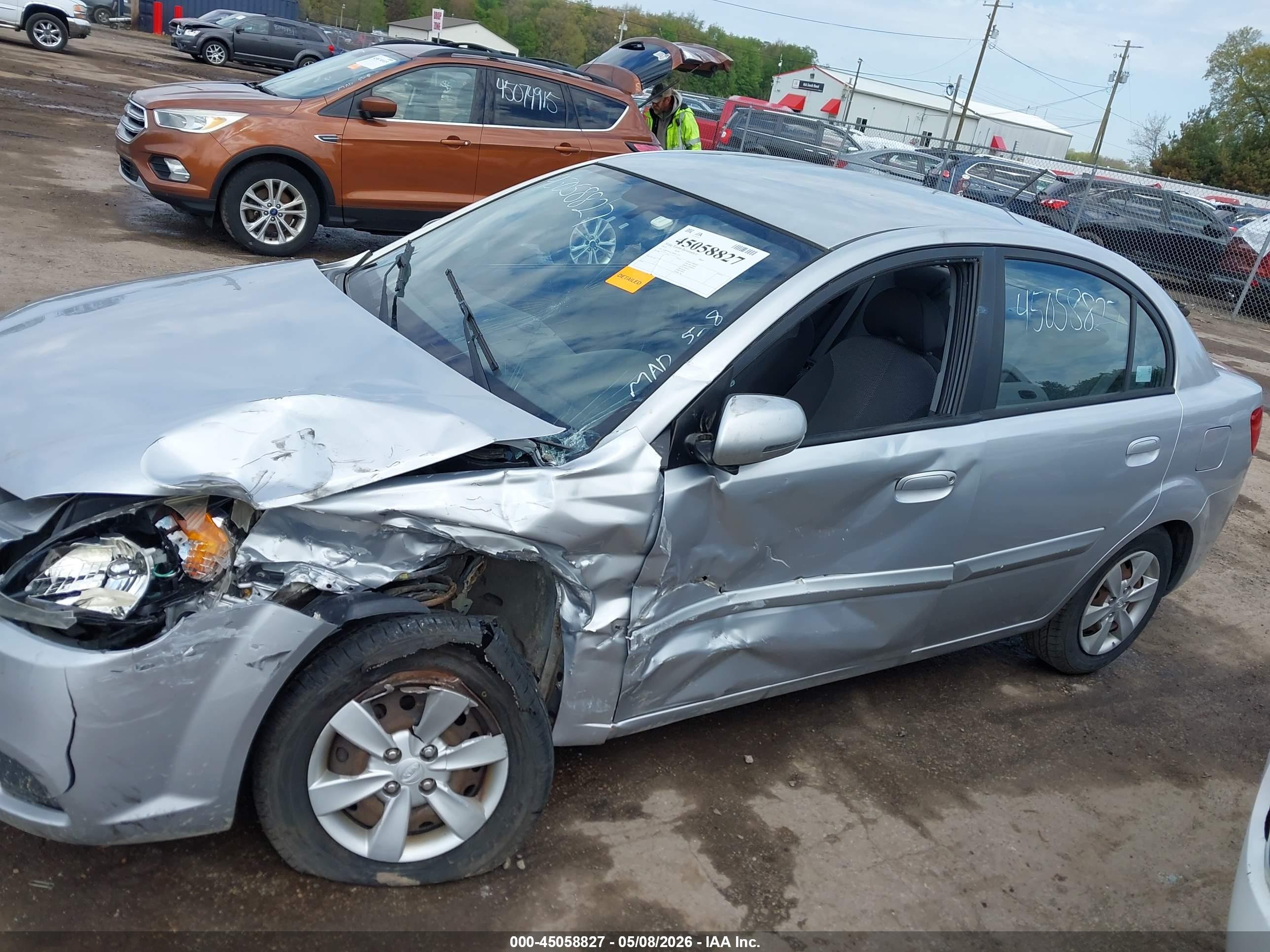 2011 Kia Rio Lx Silver vin: KNADH4A37B6921297