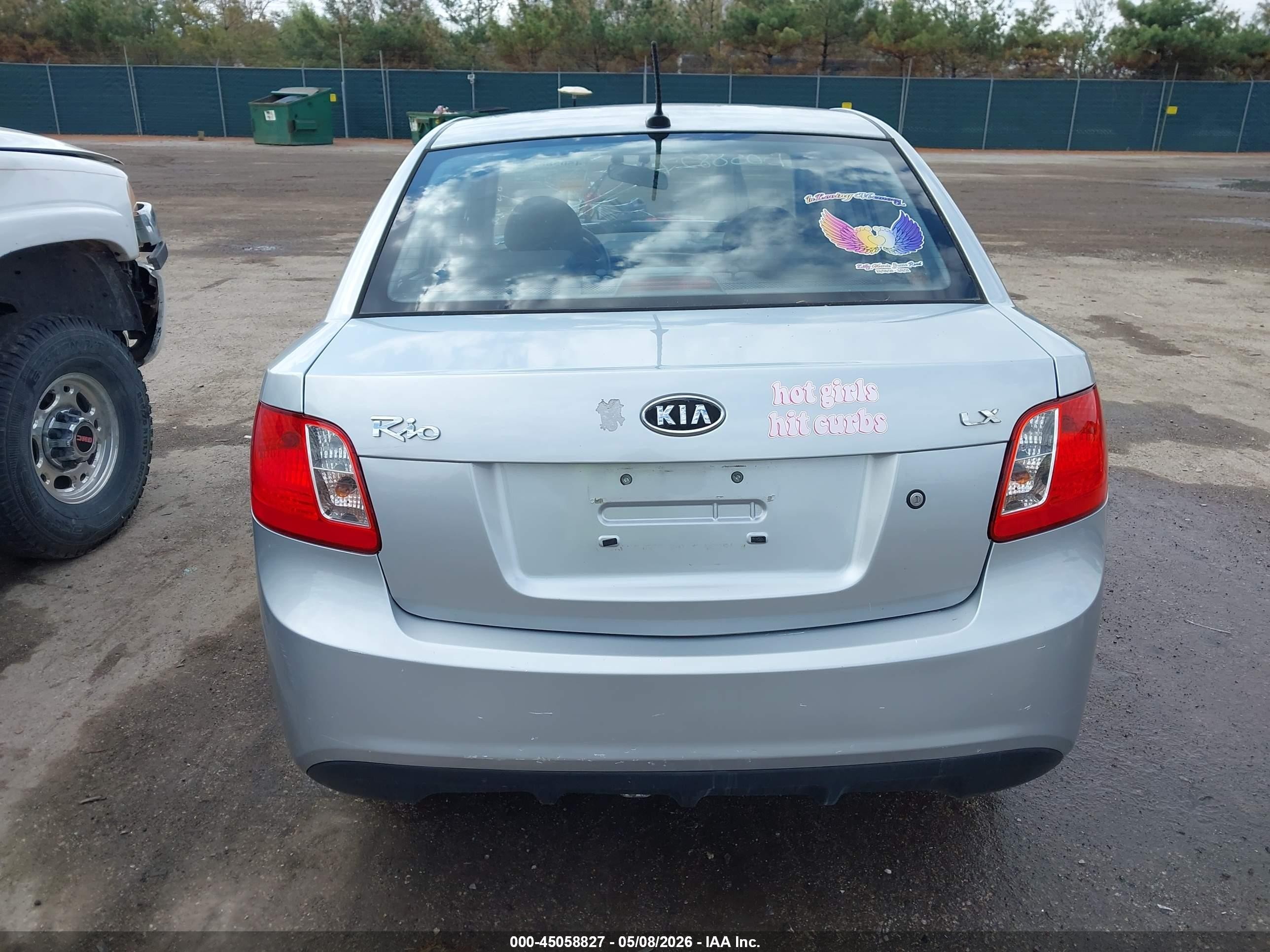 2011 Kia Rio Lx Silver vin: KNADH4A37B6921297