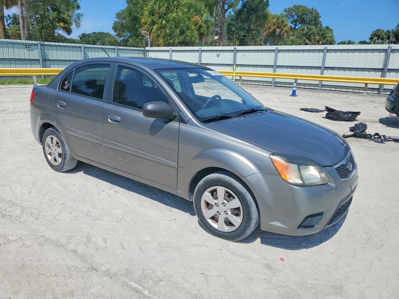 2010 Kia Rio Base Gray vin: KNADH4A39A6647275