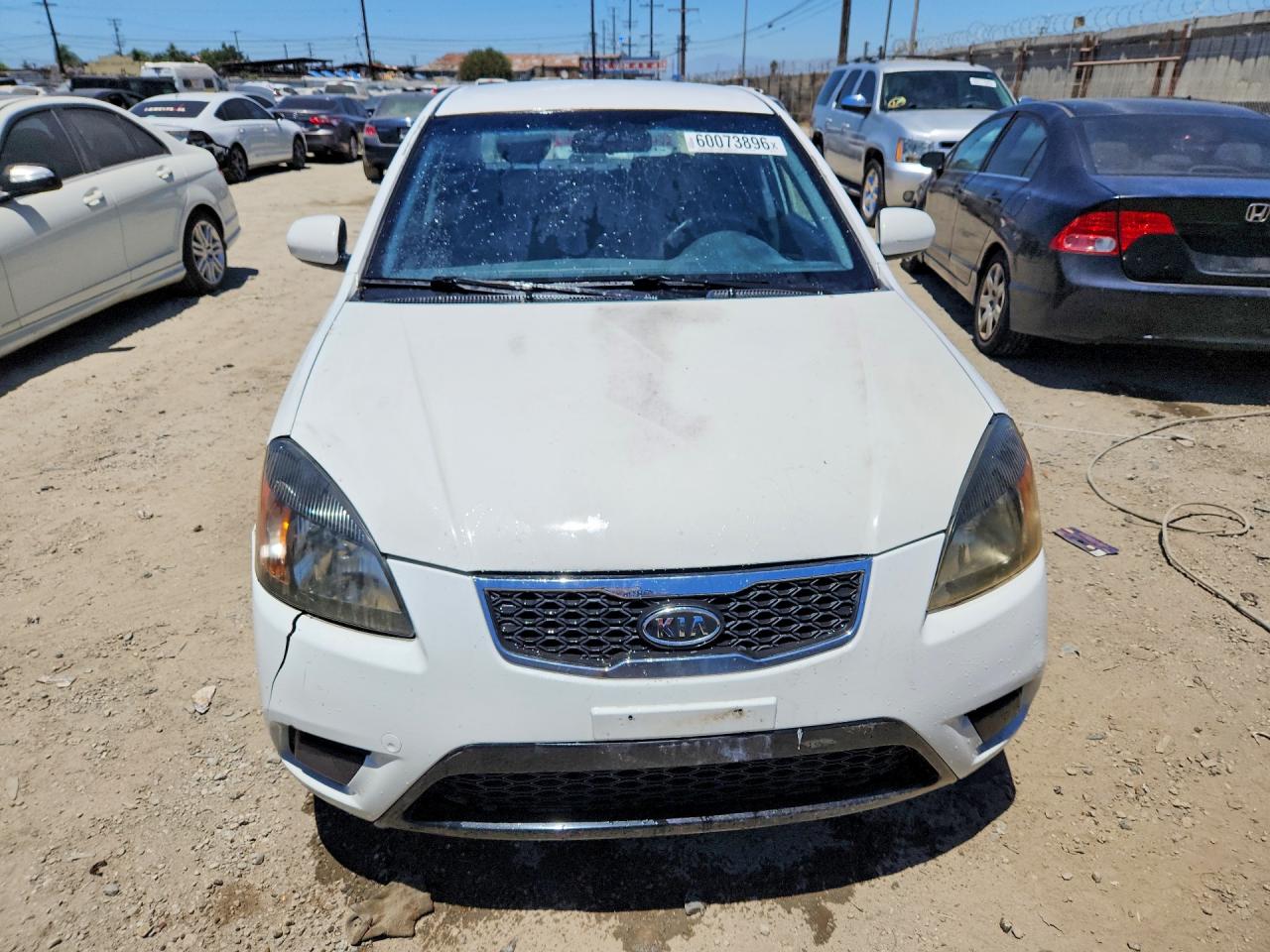 2010 Kia Rio Base White vin: KNADH4A39A6692121