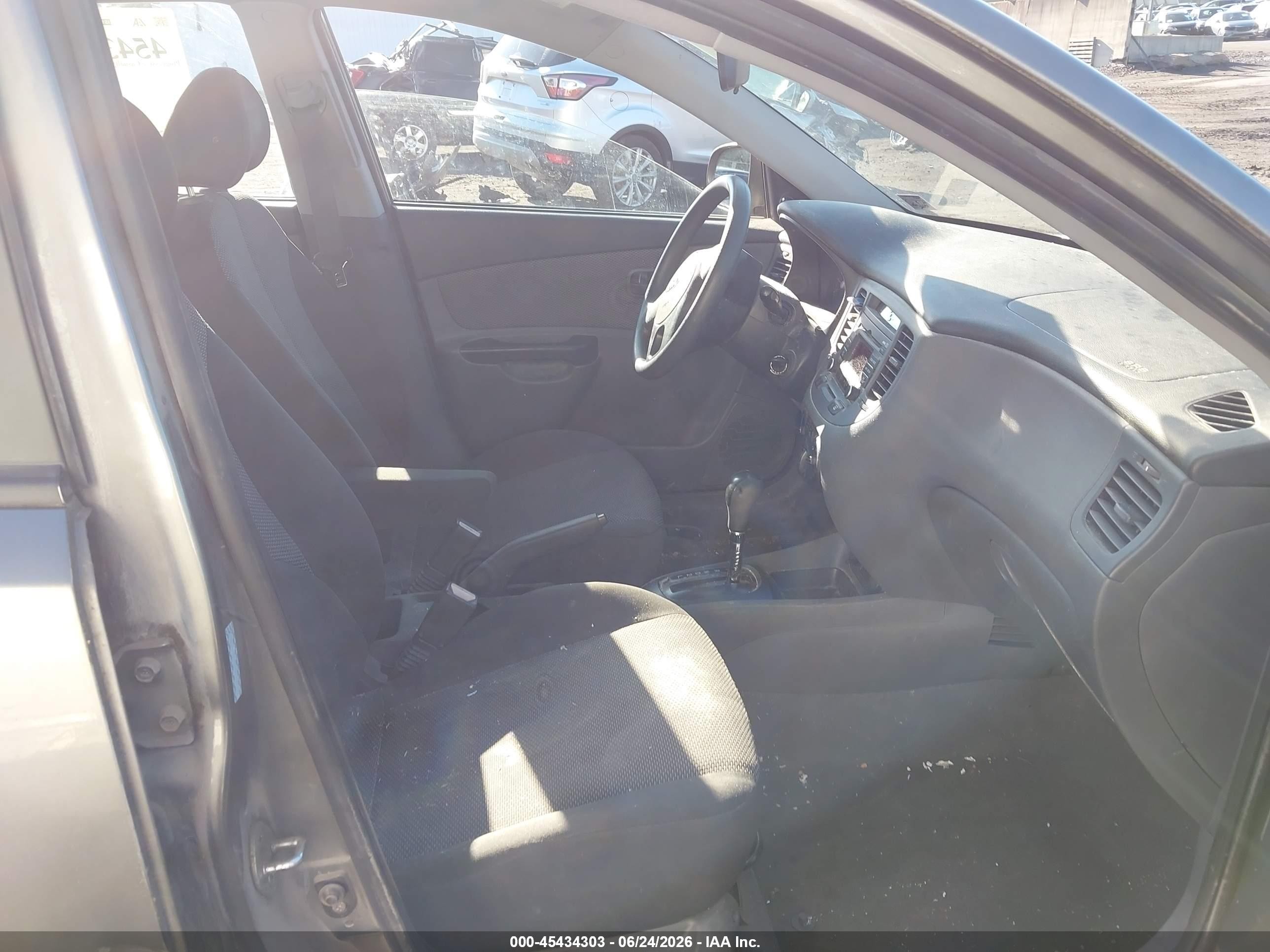 2011 Kia Rio Lx Silver vin: KNADH4A3XB6912013