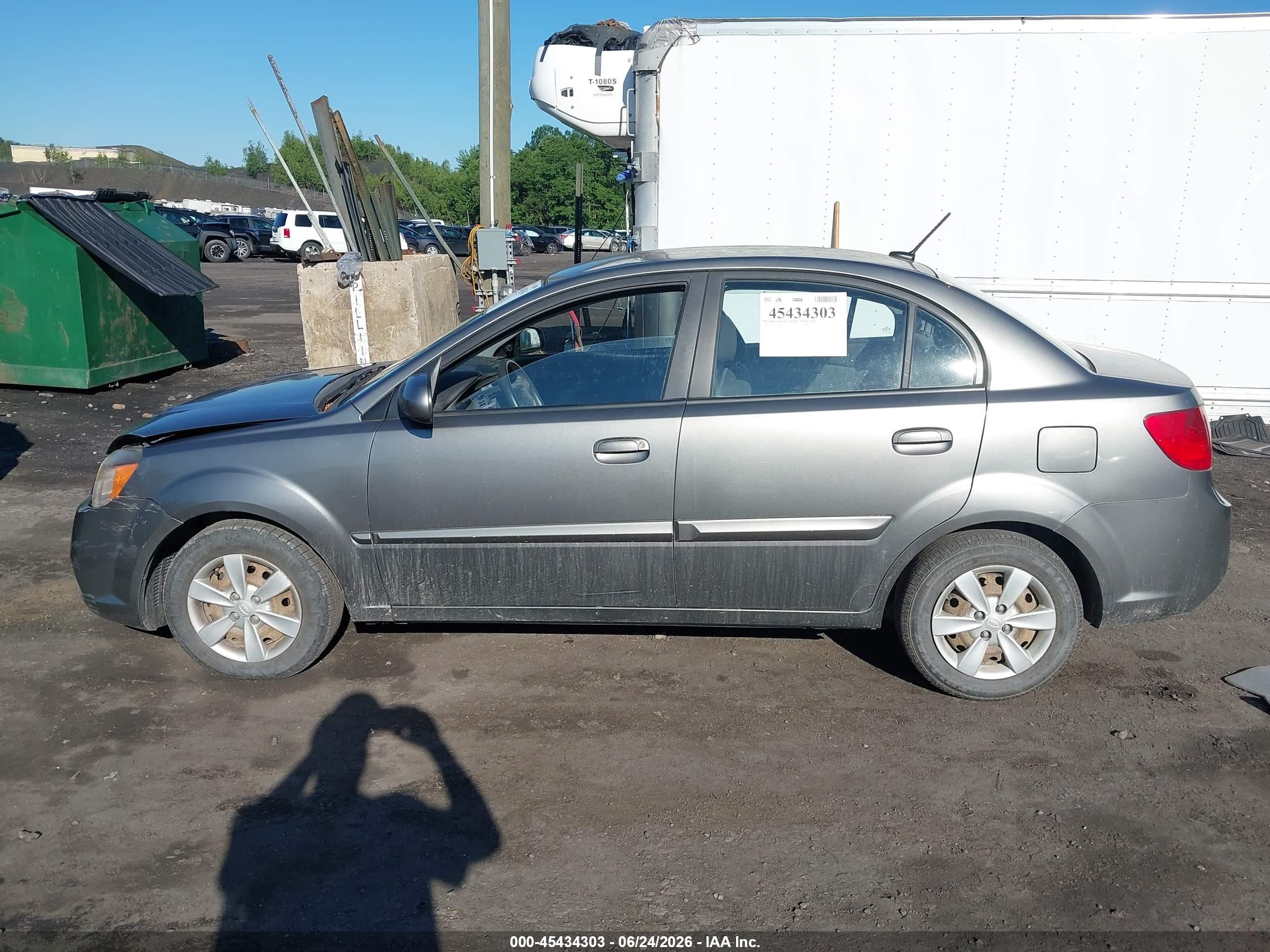 2011 Kia Rio Lx Silver vin: KNADH4A3XB6912013