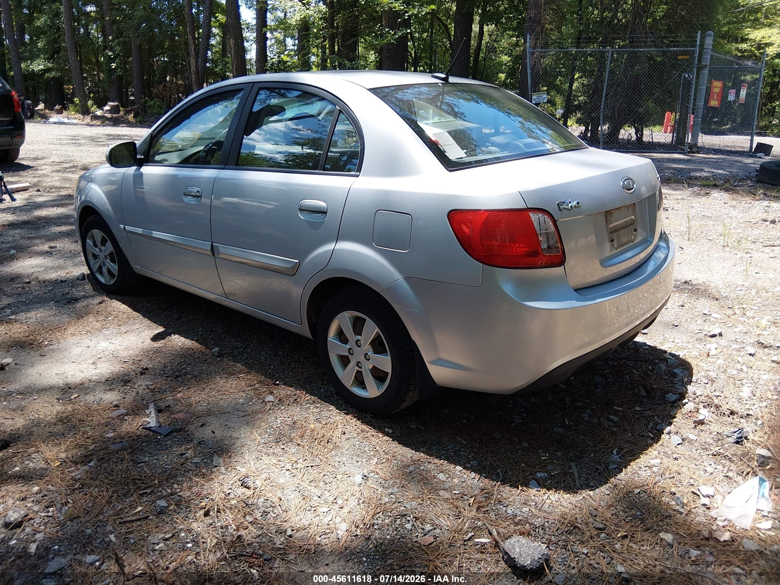2011 Kia Rio Lx Silver vin: KNADH4A3XB6949045