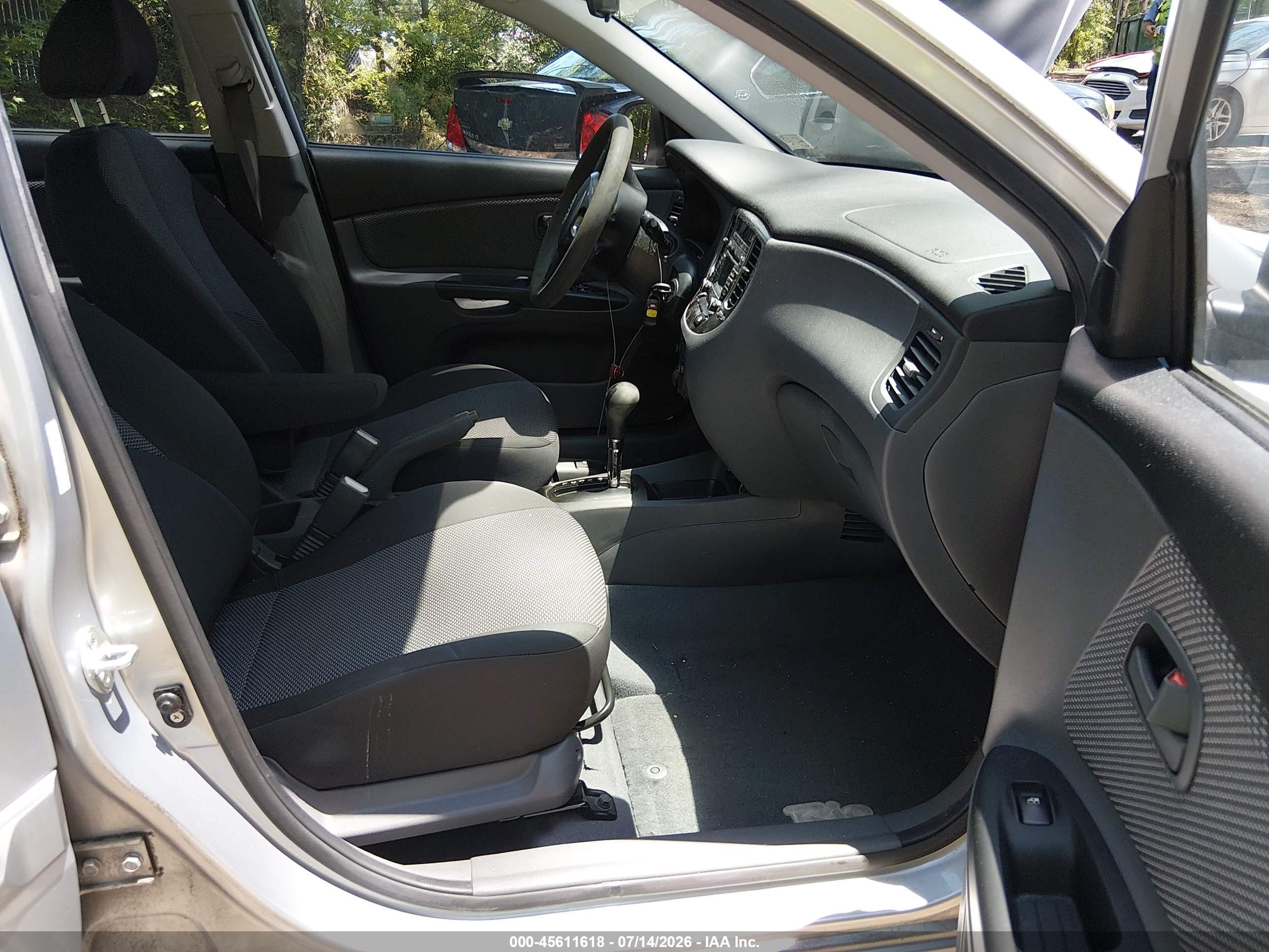 2011 Kia Rio Lx Silver vin: KNADH4A3XB6949045