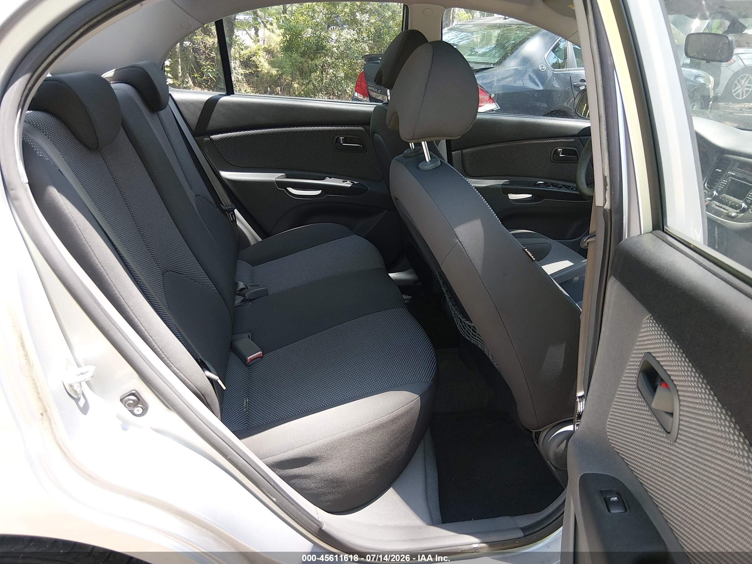 2011 Kia Rio Lx Silver vin: KNADH4A3XB6949045