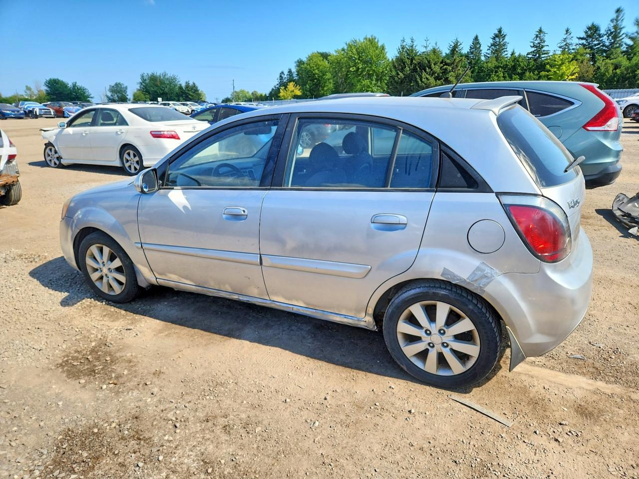 2010 Kia Rio5 Silver vin: KNADH5A39A6605338