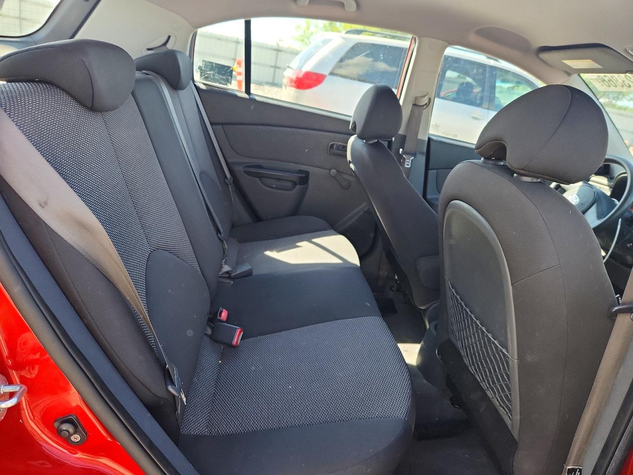 2011 Kia Rio5 Lx Red vin: KNADH5A39B6762627