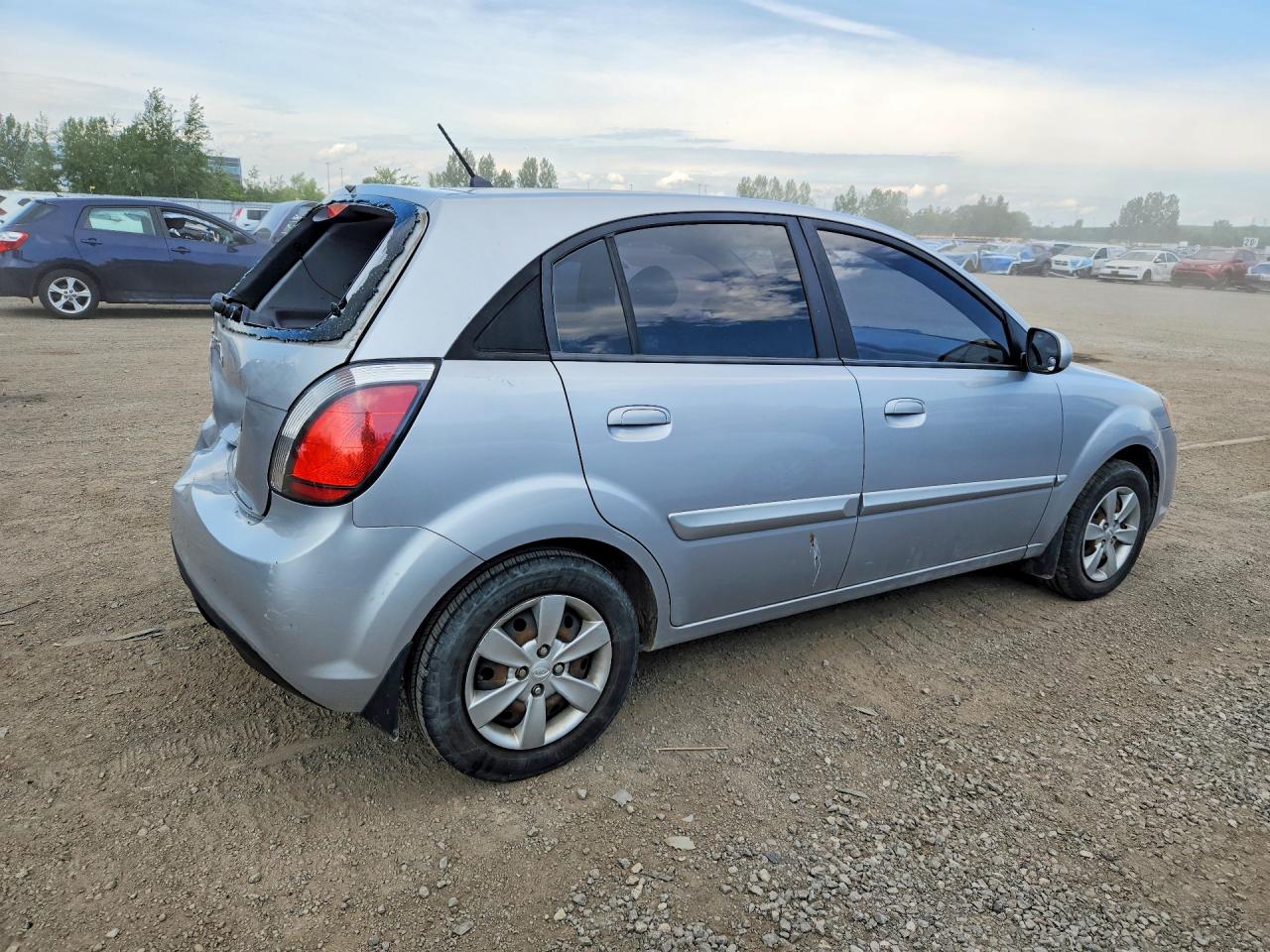 2011 Kia Rio Ex Silver vin: KNADH5B34B6839452
