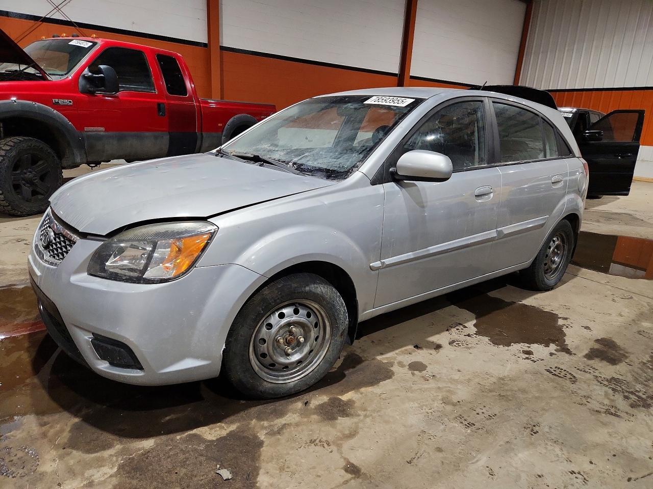 2011 Kia Rio Base Silver vin: KNADH5B39B6756700