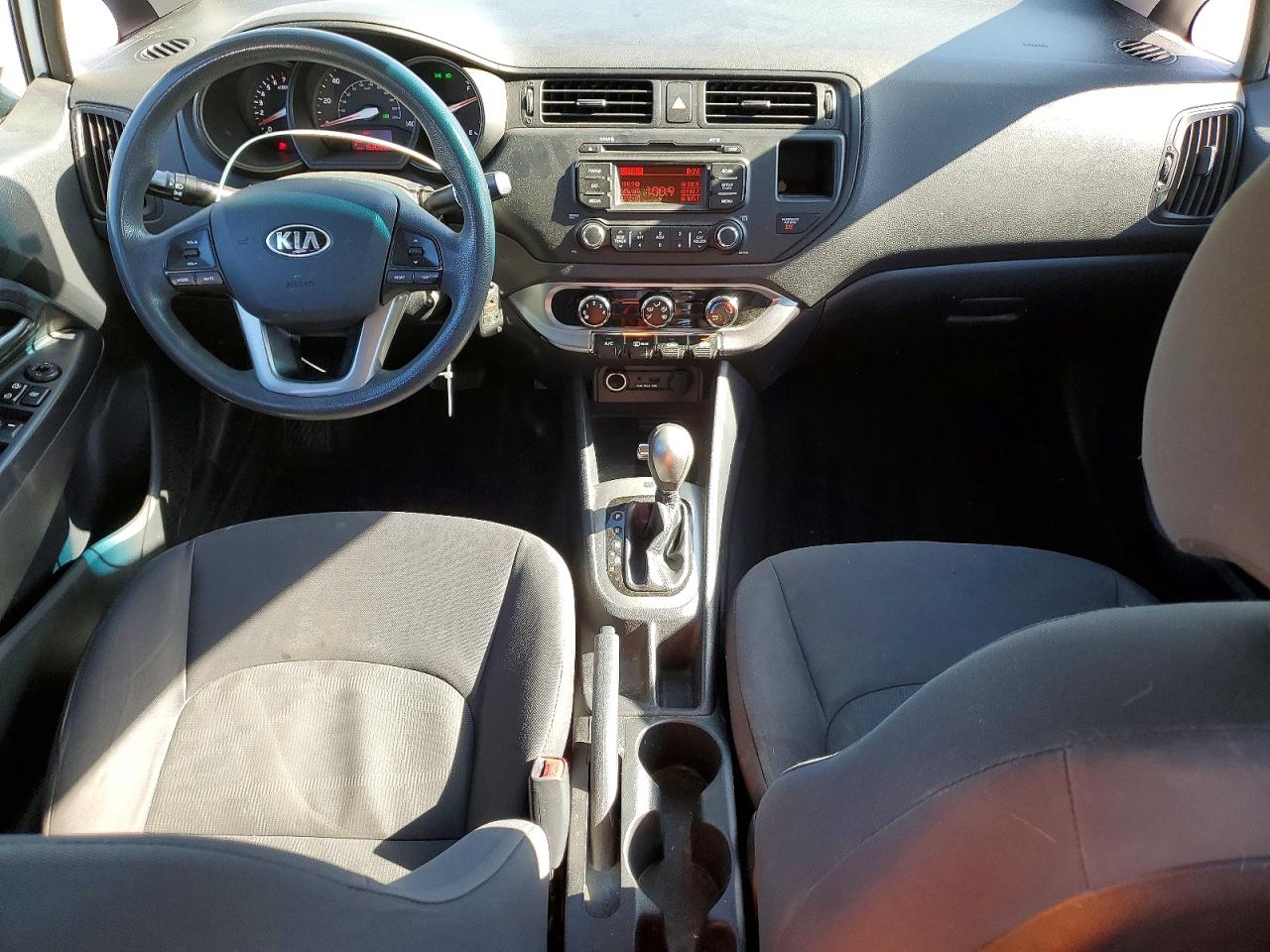 2013 Kia Rio Lx Белый vin: KNADM4A30D6204626
