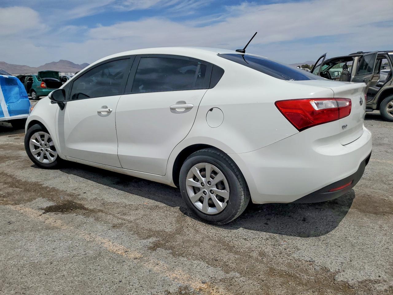 2013 Kia Rio Lx White vin: KNADM4A30D6293579