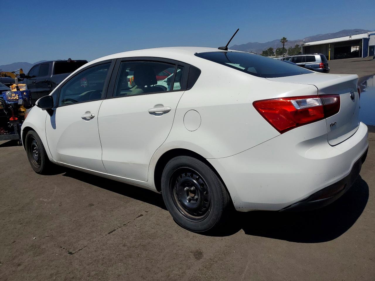 2014 Kia Rio Lx White vin: KNADM4A30E6352826