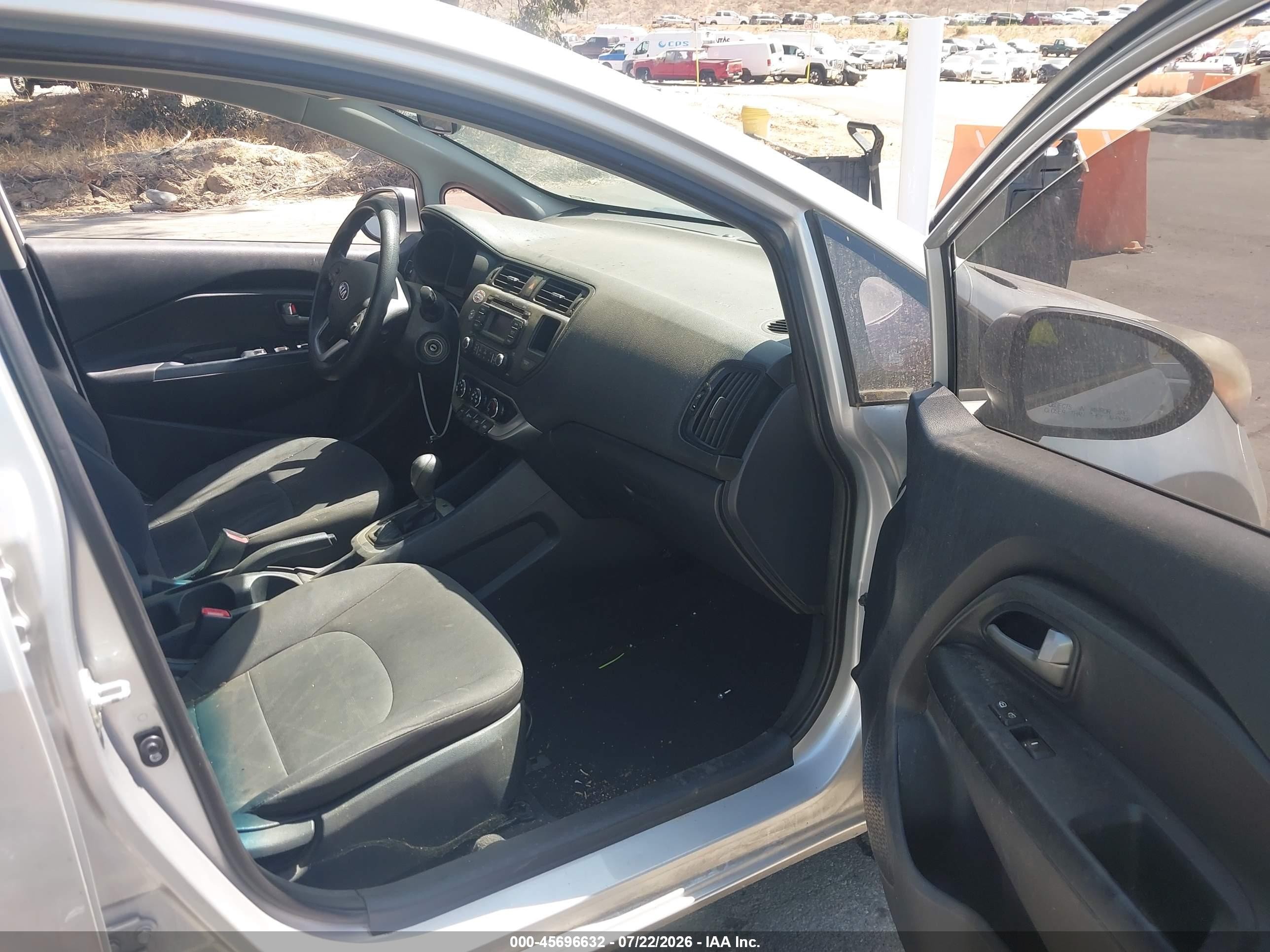 2014 Kia Rio Lx Silver vin: KNADM4A30E6363230
