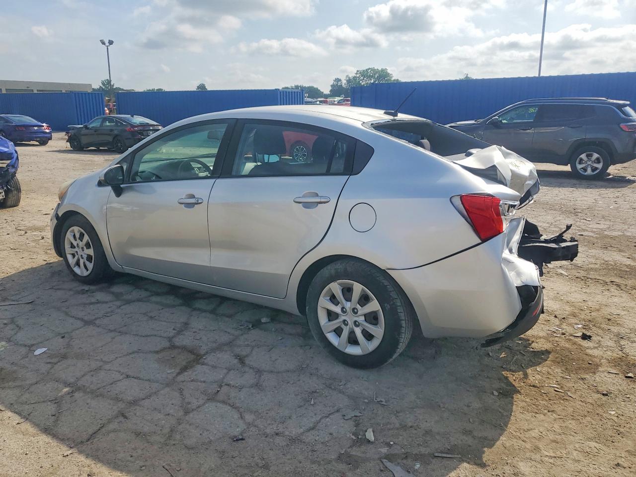 2015 Kia Rio Lx Silver vin: KNADM4A30F6427820
