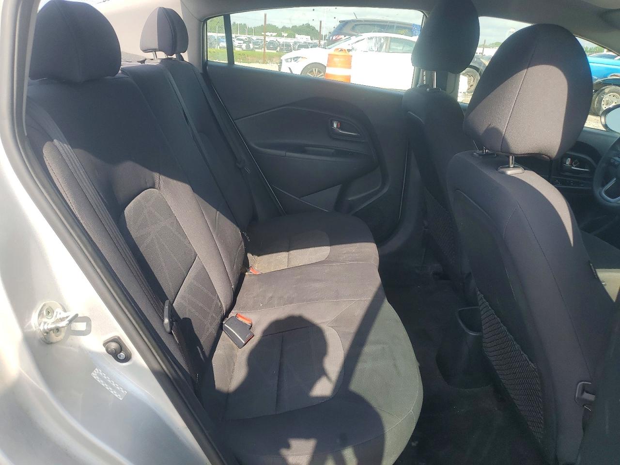 2015 Kia Rio Lx Silver vin: KNADM4A30F6427820