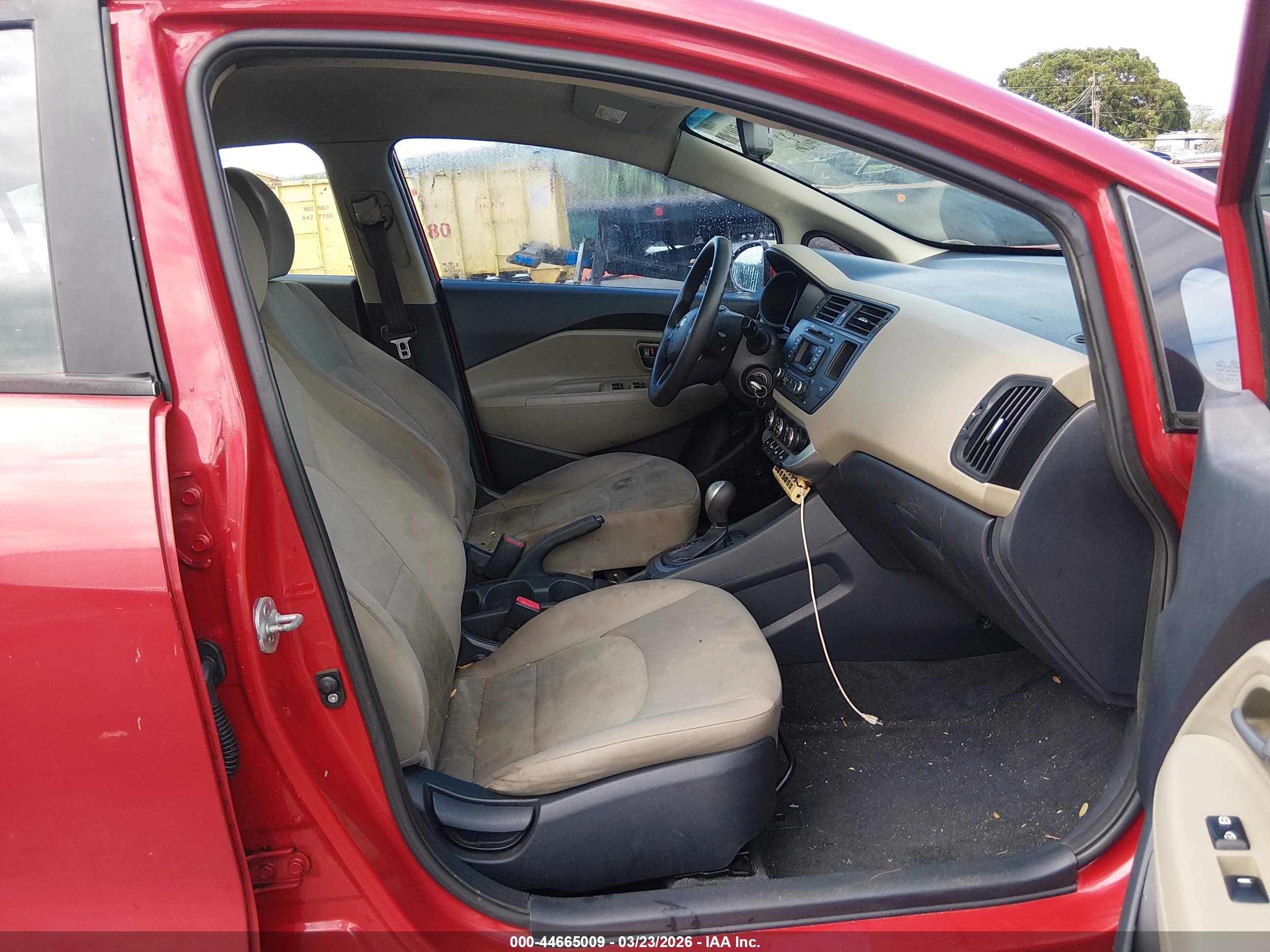 2015 Kia Rio Lx Red vin: KNADM4A30F6458050