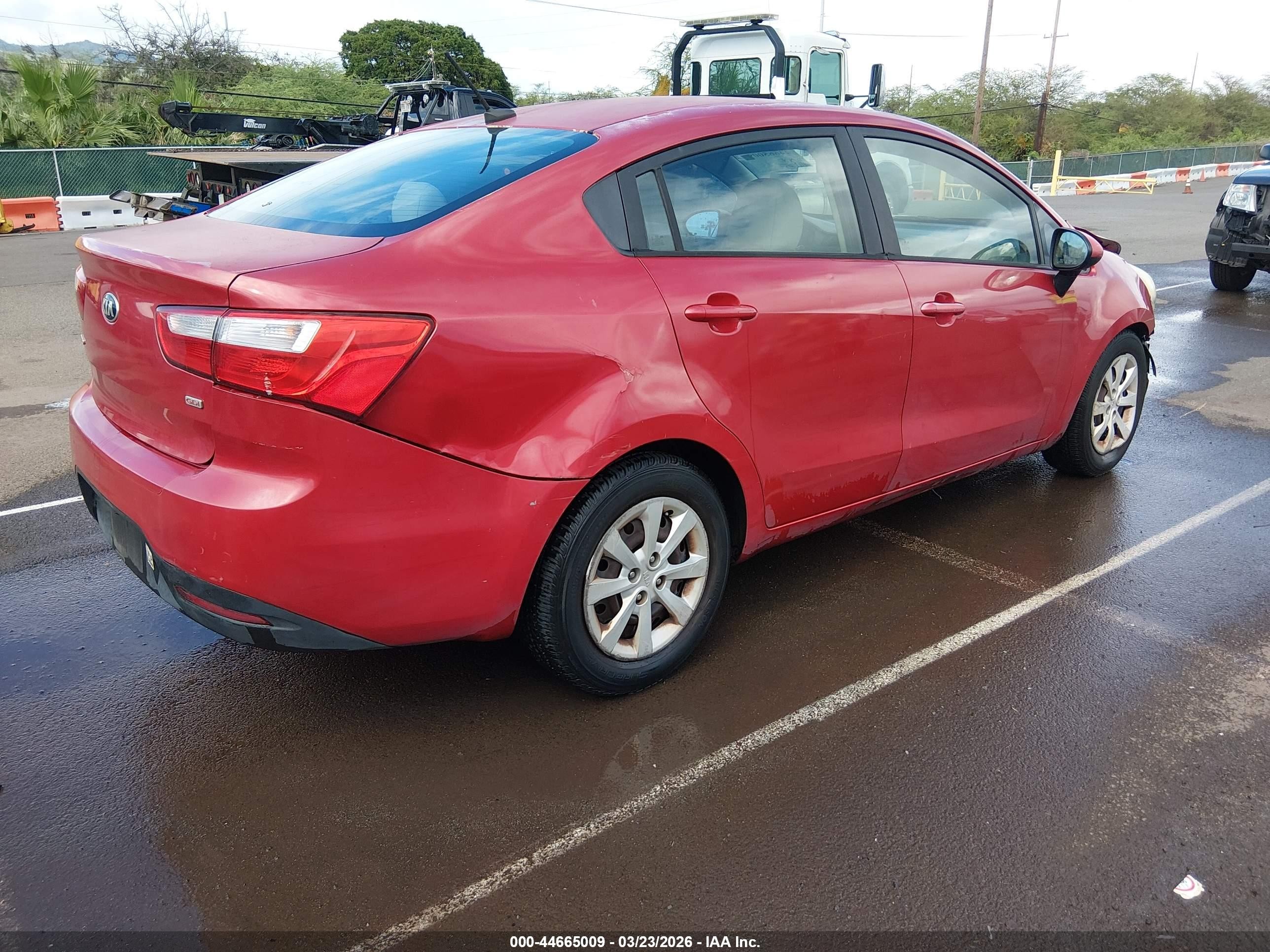 2015 Kia Rio Lx Red vin: KNADM4A30F6458050