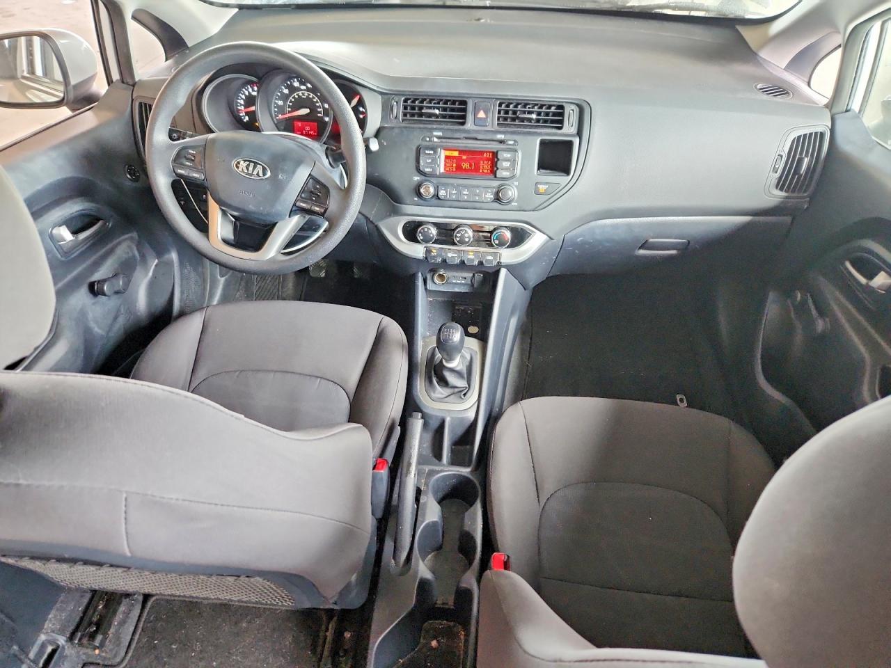 2015 Kia Rio Lx Silver vin: KNADM4A30F6466911