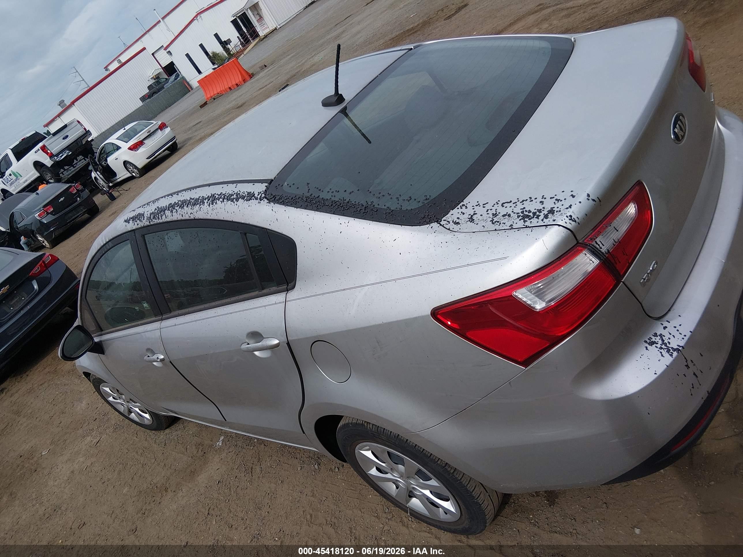2014 Kia Rio Lx Silver vin: KNADM4A31E6419059