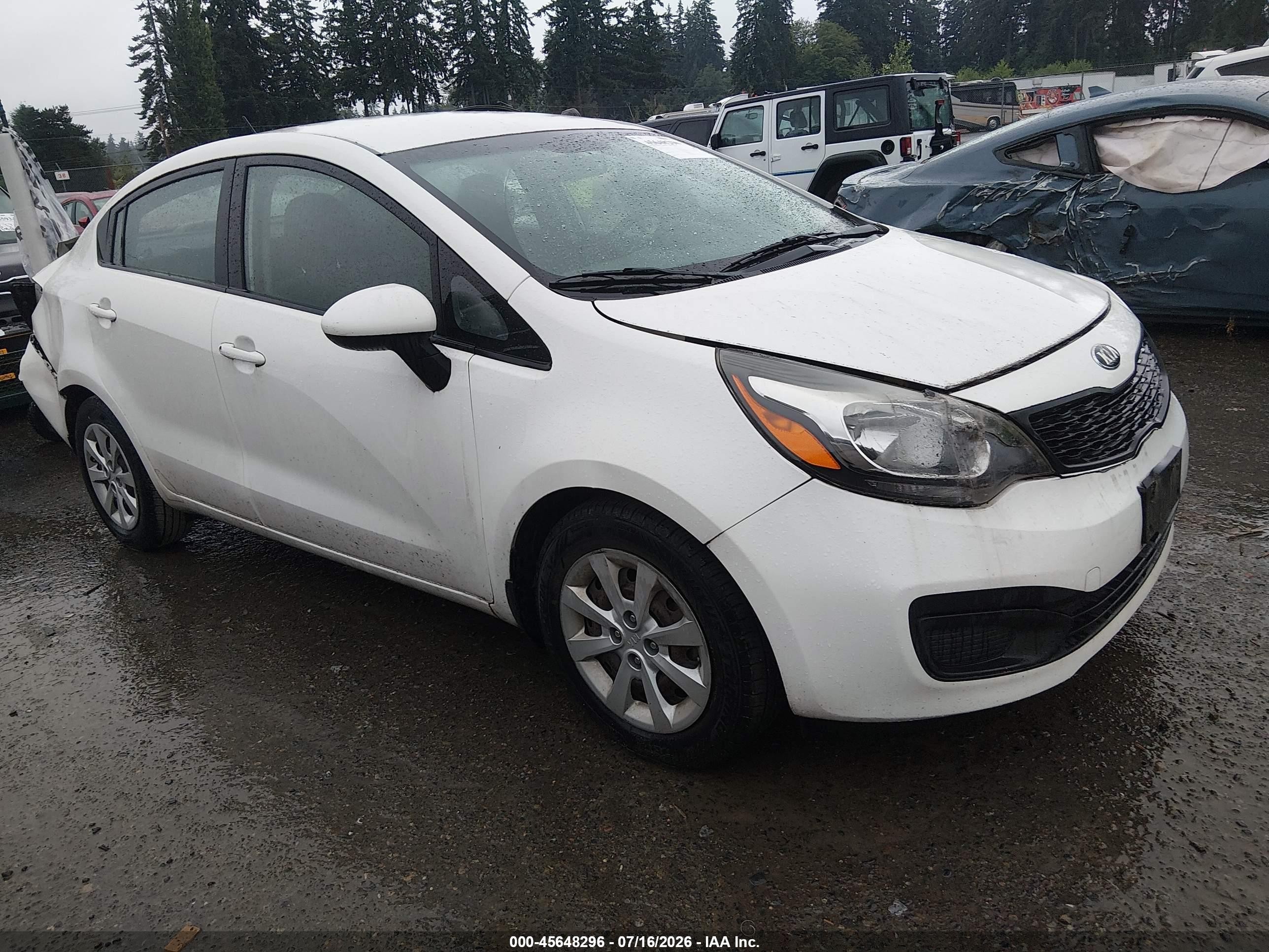 2015 Kia Rio Lx Белый vin: KNADM4A31F6501083