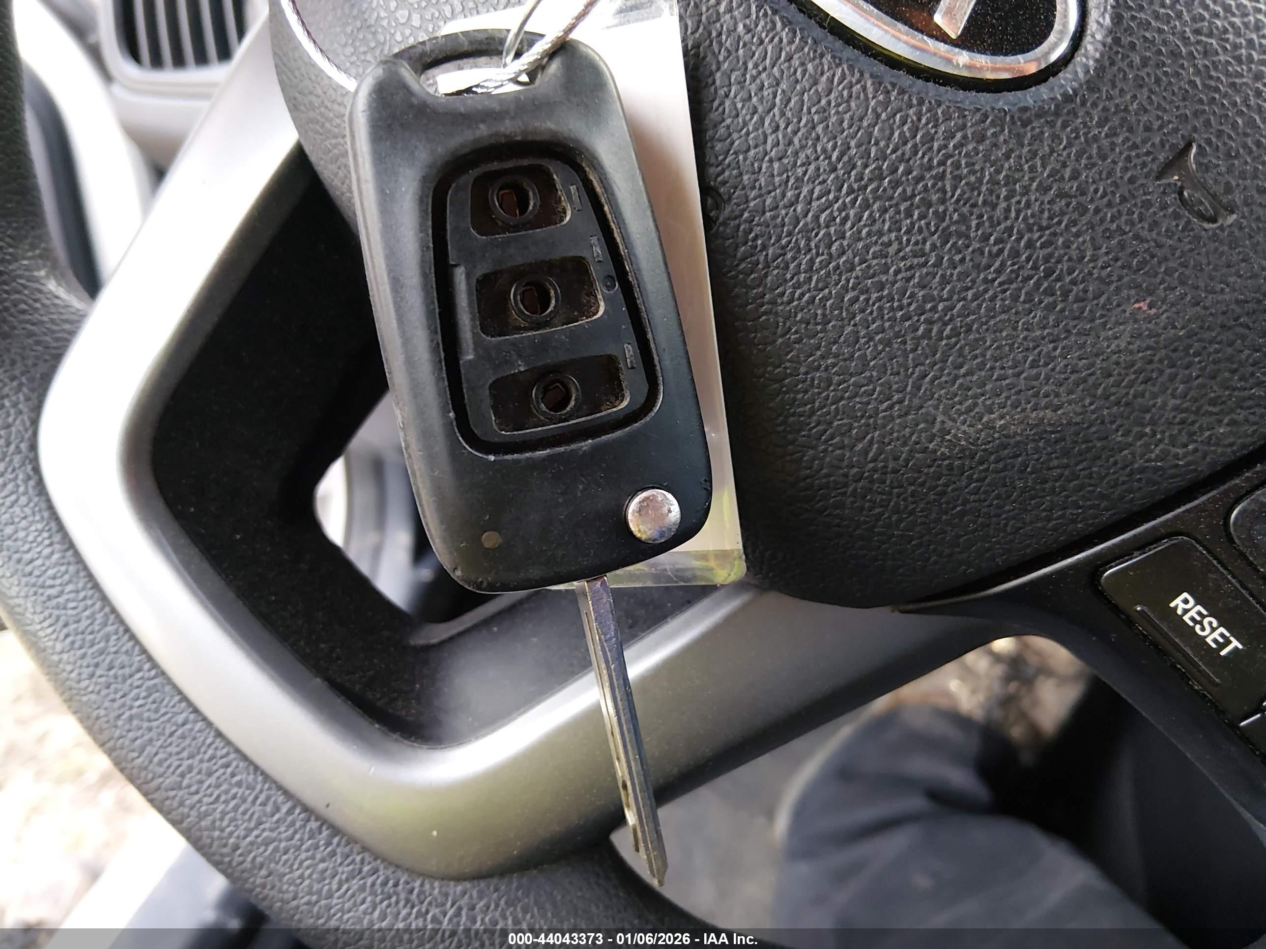 2012 Kia Rio Lx Silver vin: KNADM4A32C6052248