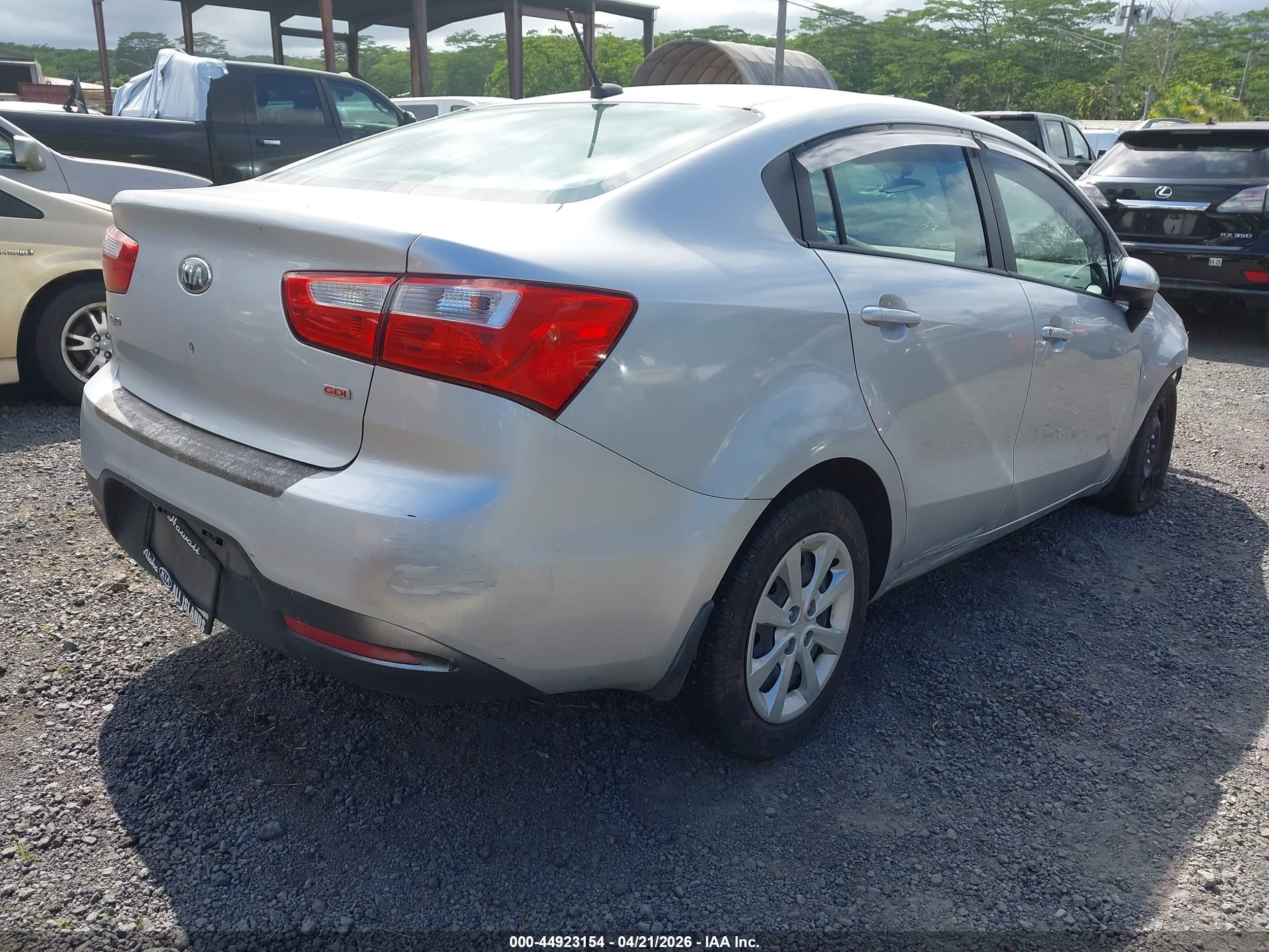 2014 Kia Rio Lx Silver vin: KNADM4A32E6353007
