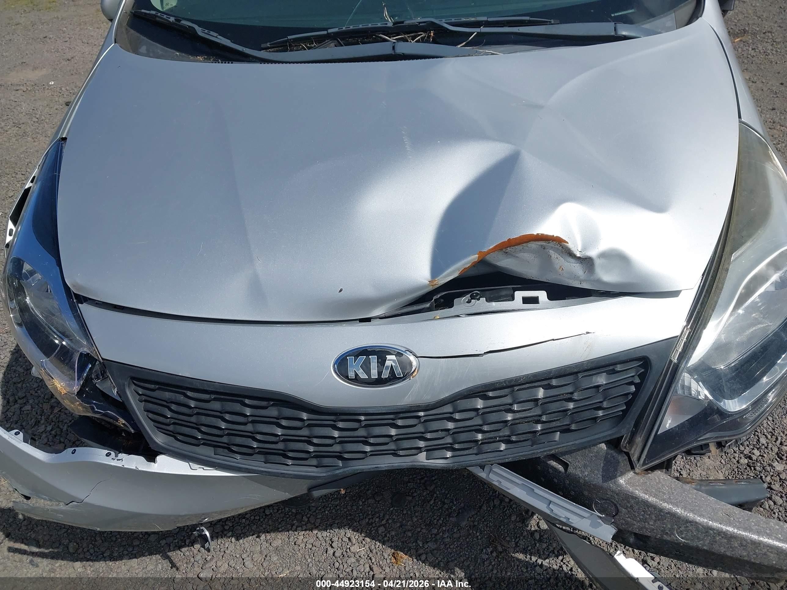 2014 Kia Rio Lx Silver vin: KNADM4A32E6353007