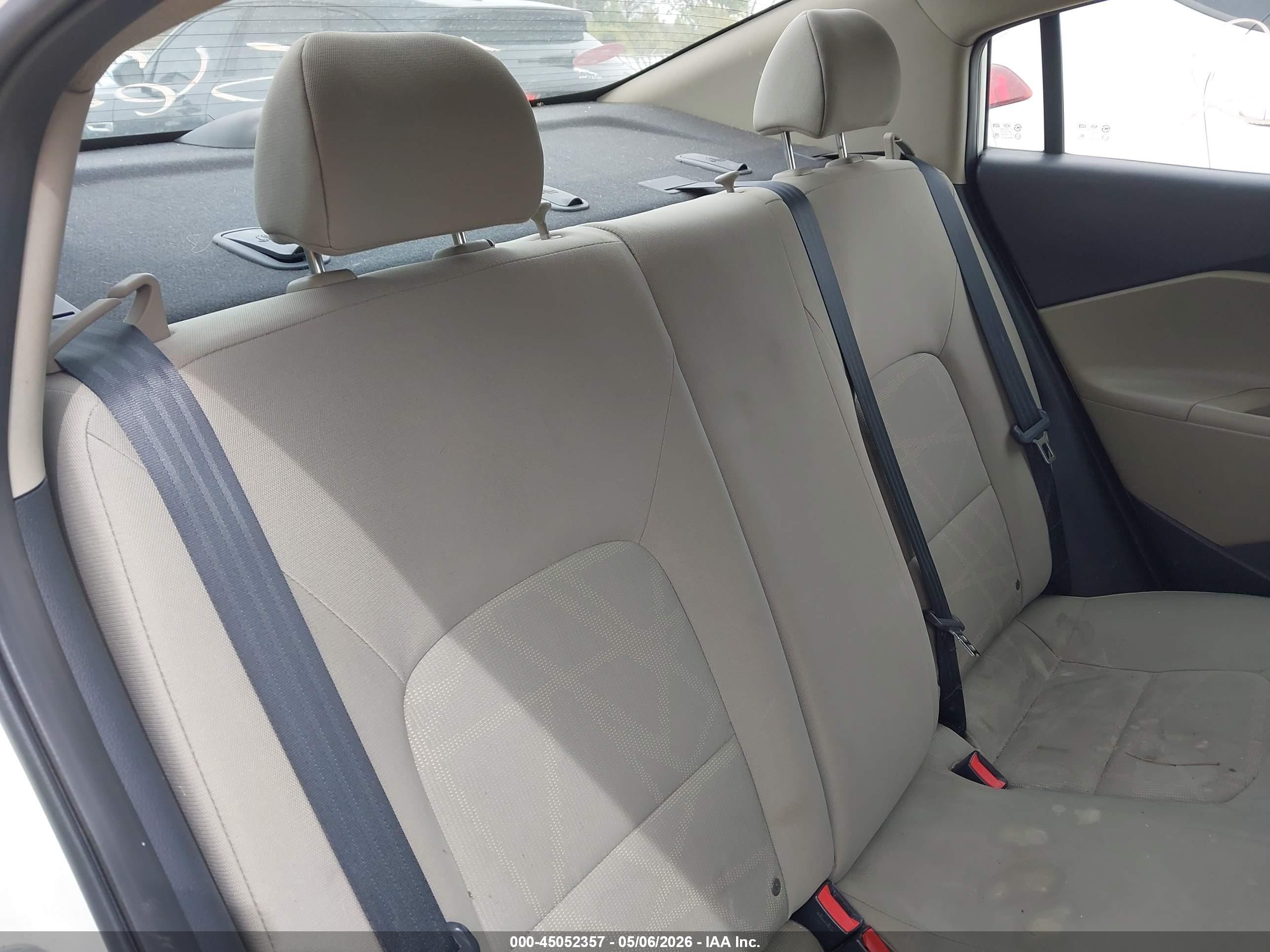 2014 Kia Rio Lx White vin: KNADM4A32E6354397