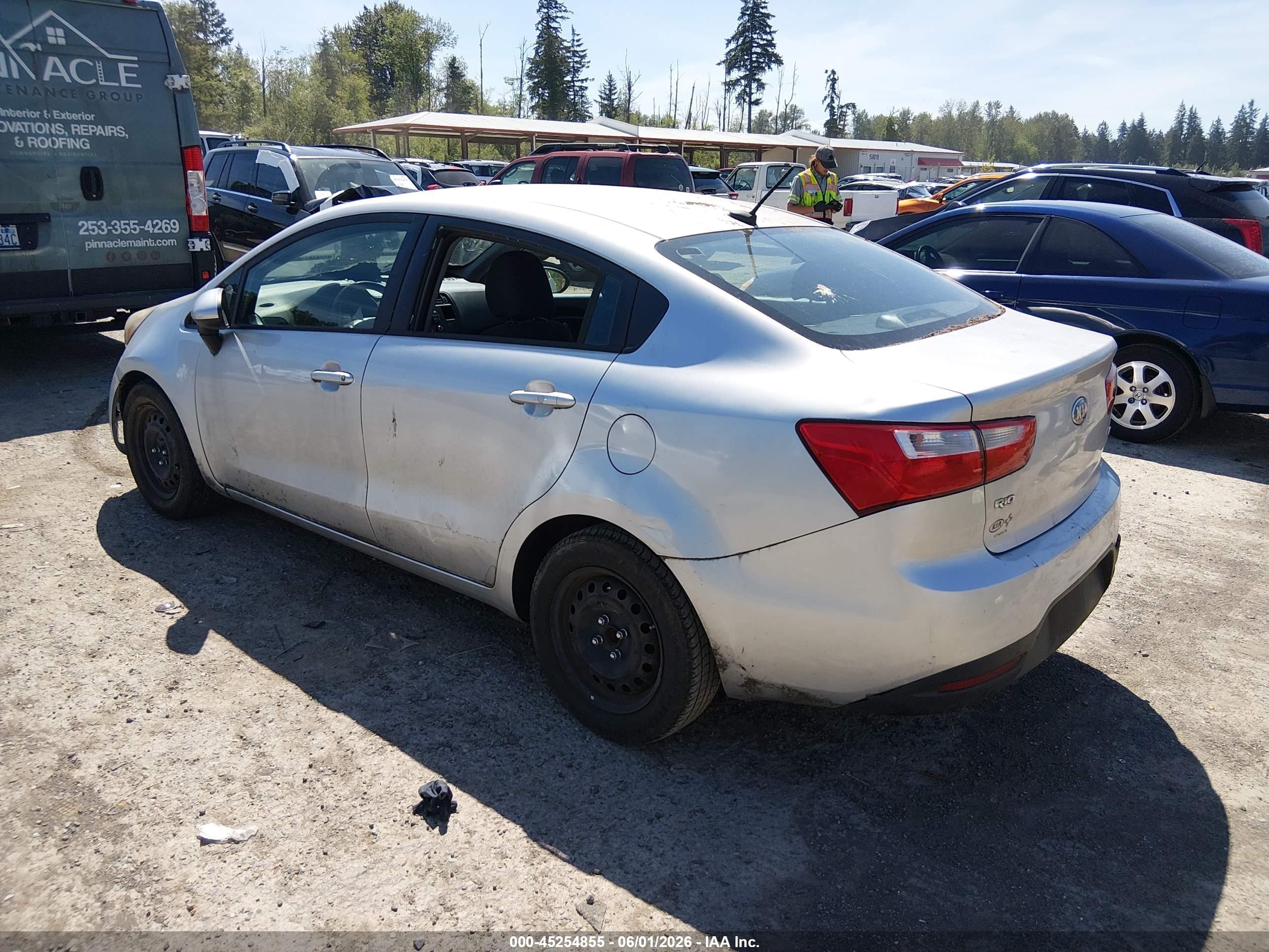 2014 Kia Rio Lx Silver vin: KNADM4A32E6361091