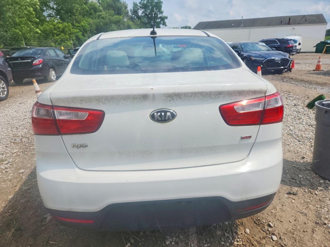 2014 Kia Rio Lx White vin: KNADM4A32E6361950