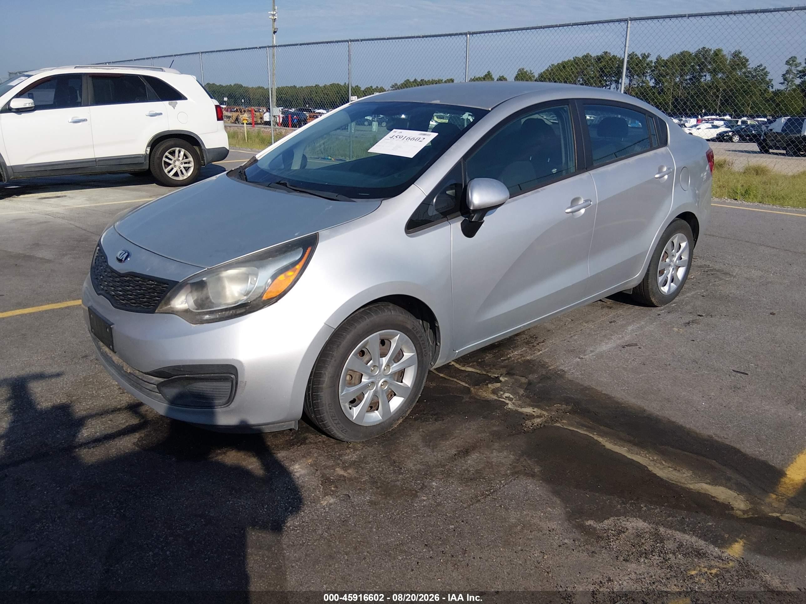 2015 Kia Rio Lx Silver vin: KNADM4A32F6421775