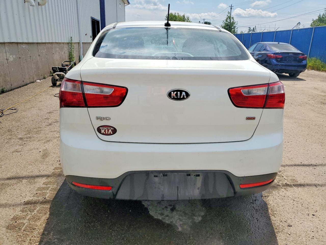 2015 Kia Rio Lx White vin: KNADM4A32F6442867