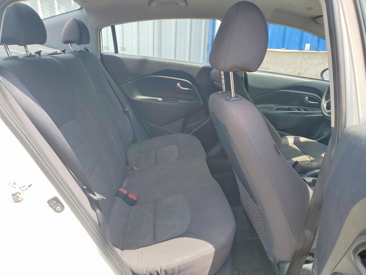 2015 Kia Rio Lx White vin: KNADM4A32F6442867