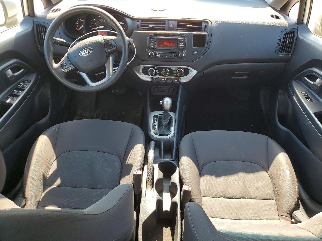 2015 Kia Rio Lx White vin: KNADM4A32F6443193