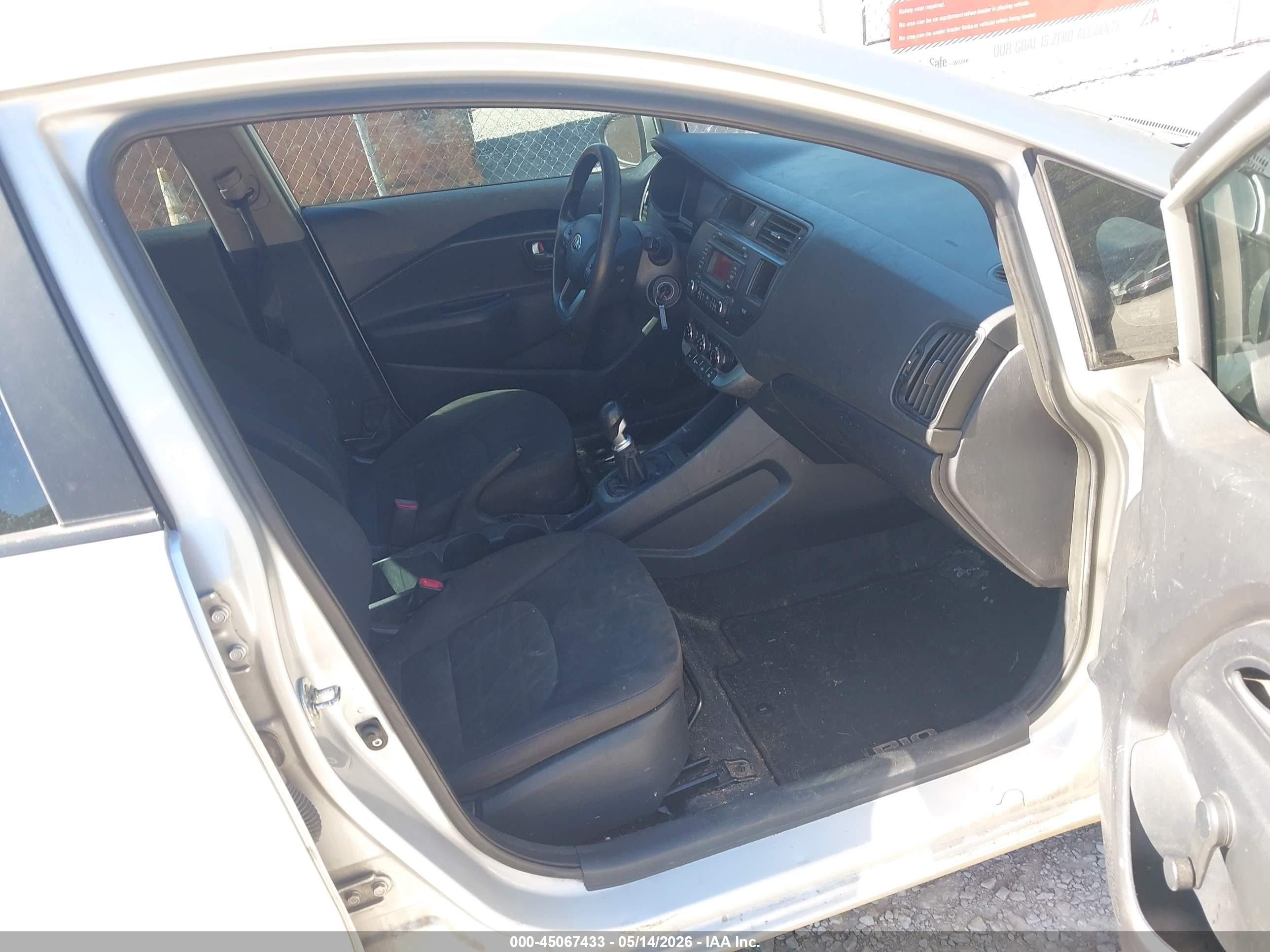 2015 Kia Rio Lx Gray vin: KNADM4A32F6451410