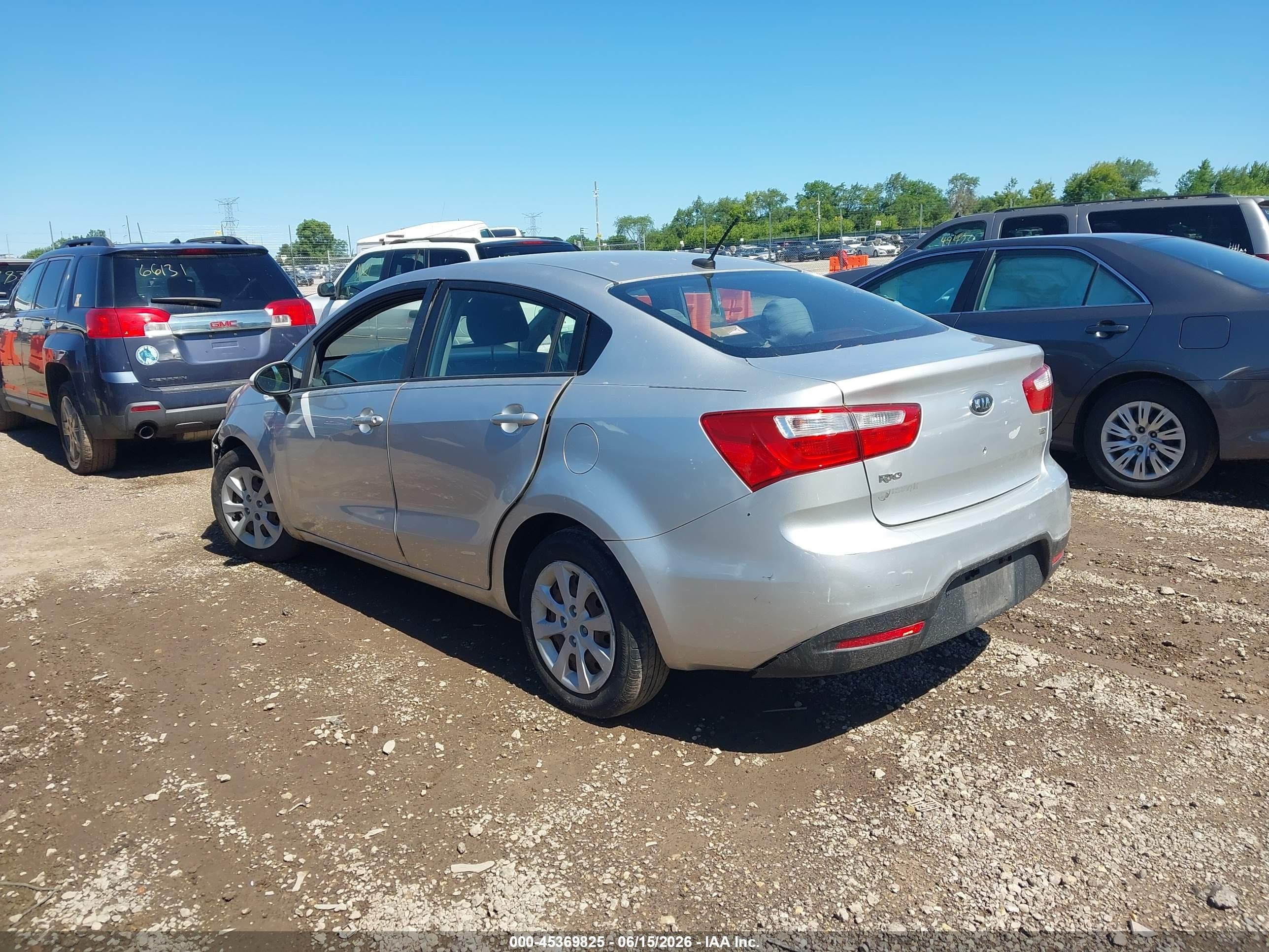 2013 Kia Rio Lx Silver vin: KNADM4A33D6126391