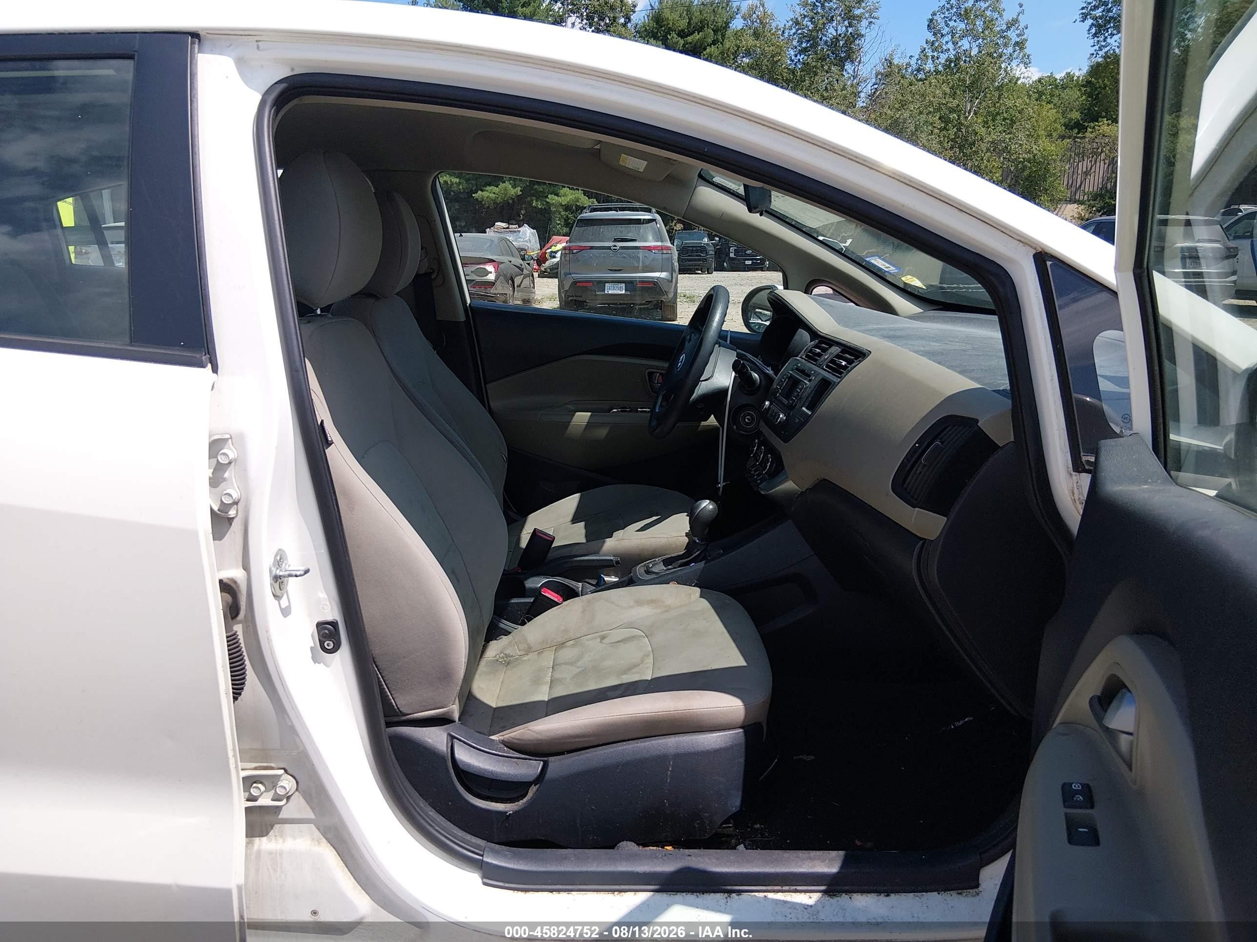 2014 Kia Rio Lx White vin: KNADM4A33E6331601