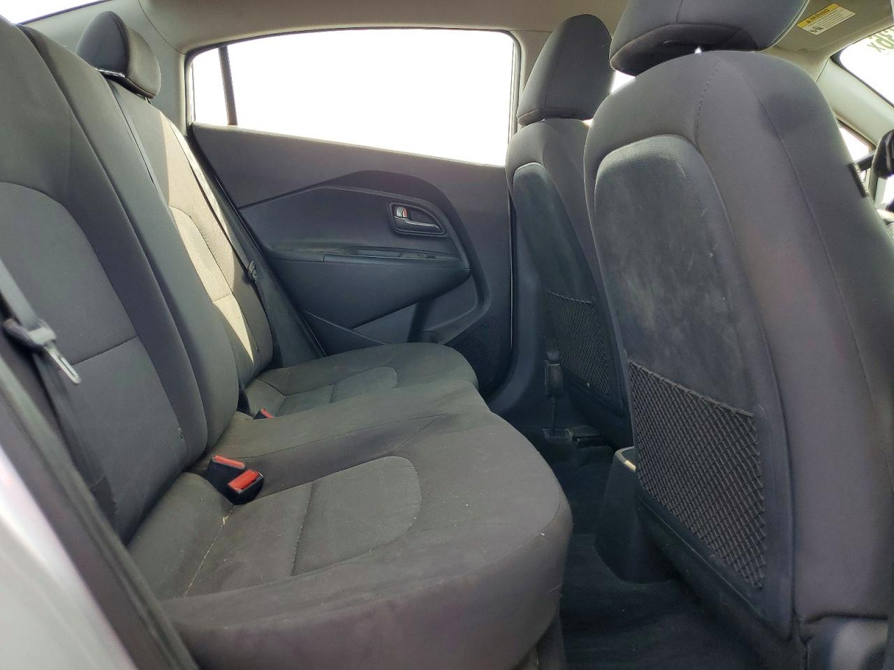 2014 Kia Rio Lx Silver vin: KNADM4A33E6373735