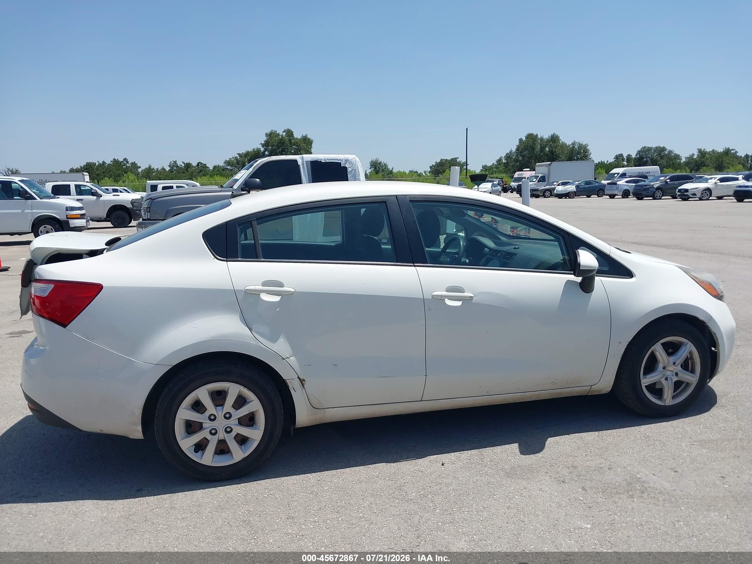 2014 Kia Rio Lx White vin: KNADM4A33E6417099