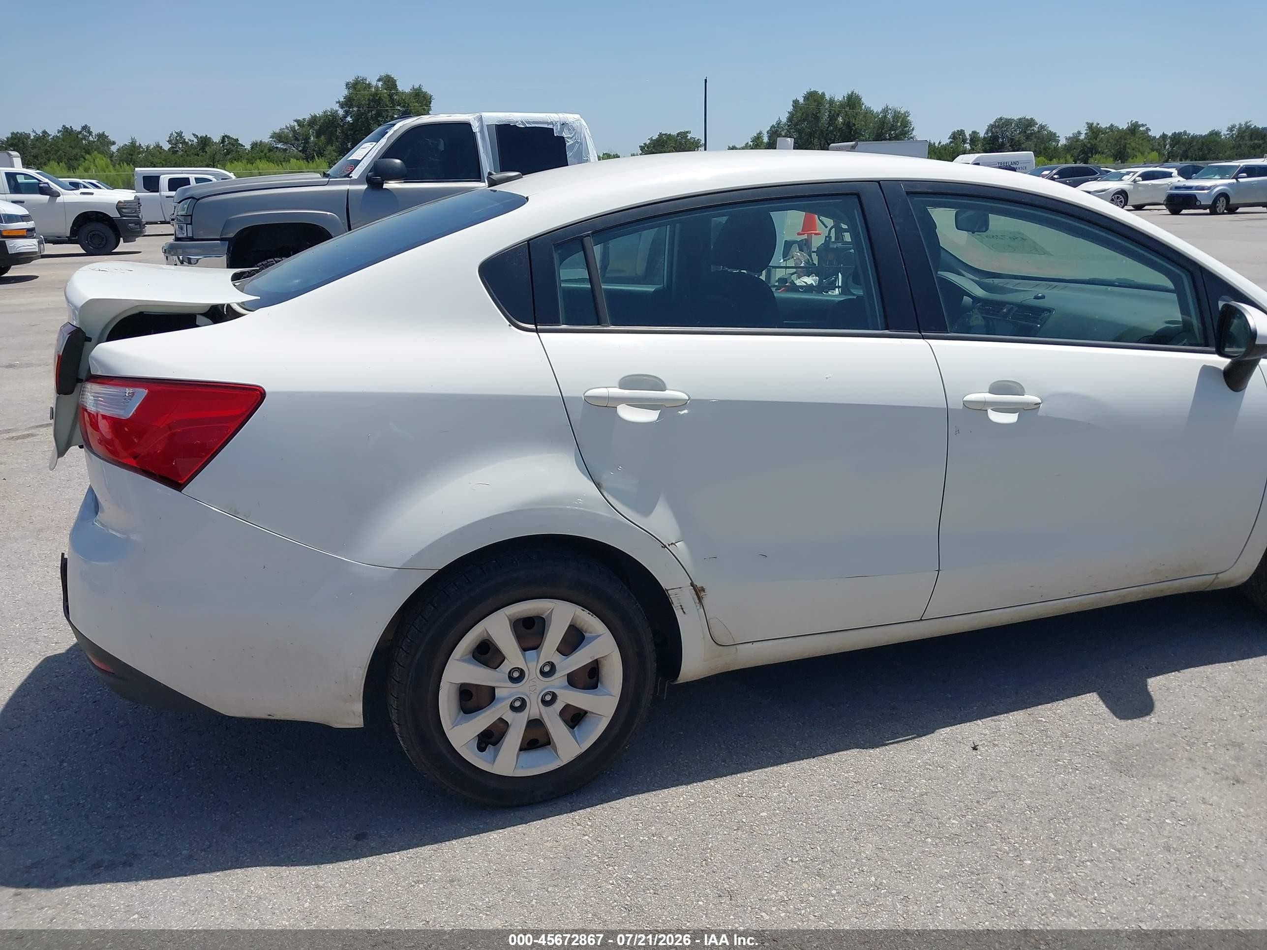 2014 Kia Rio Lx White vin: KNADM4A33E6417099