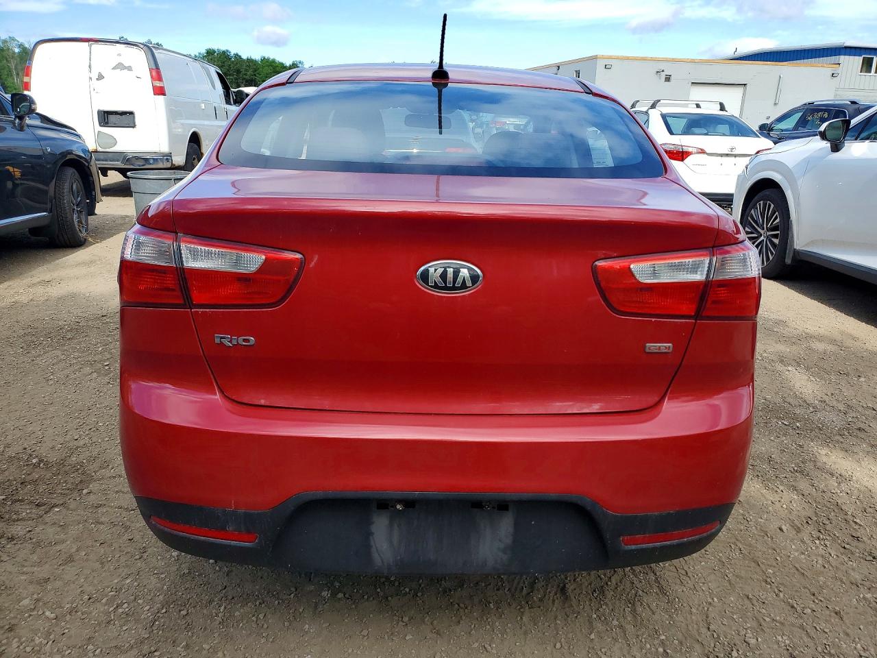 2015 Kia Rio Lx Красный vin: KNADM4A33F6433112
