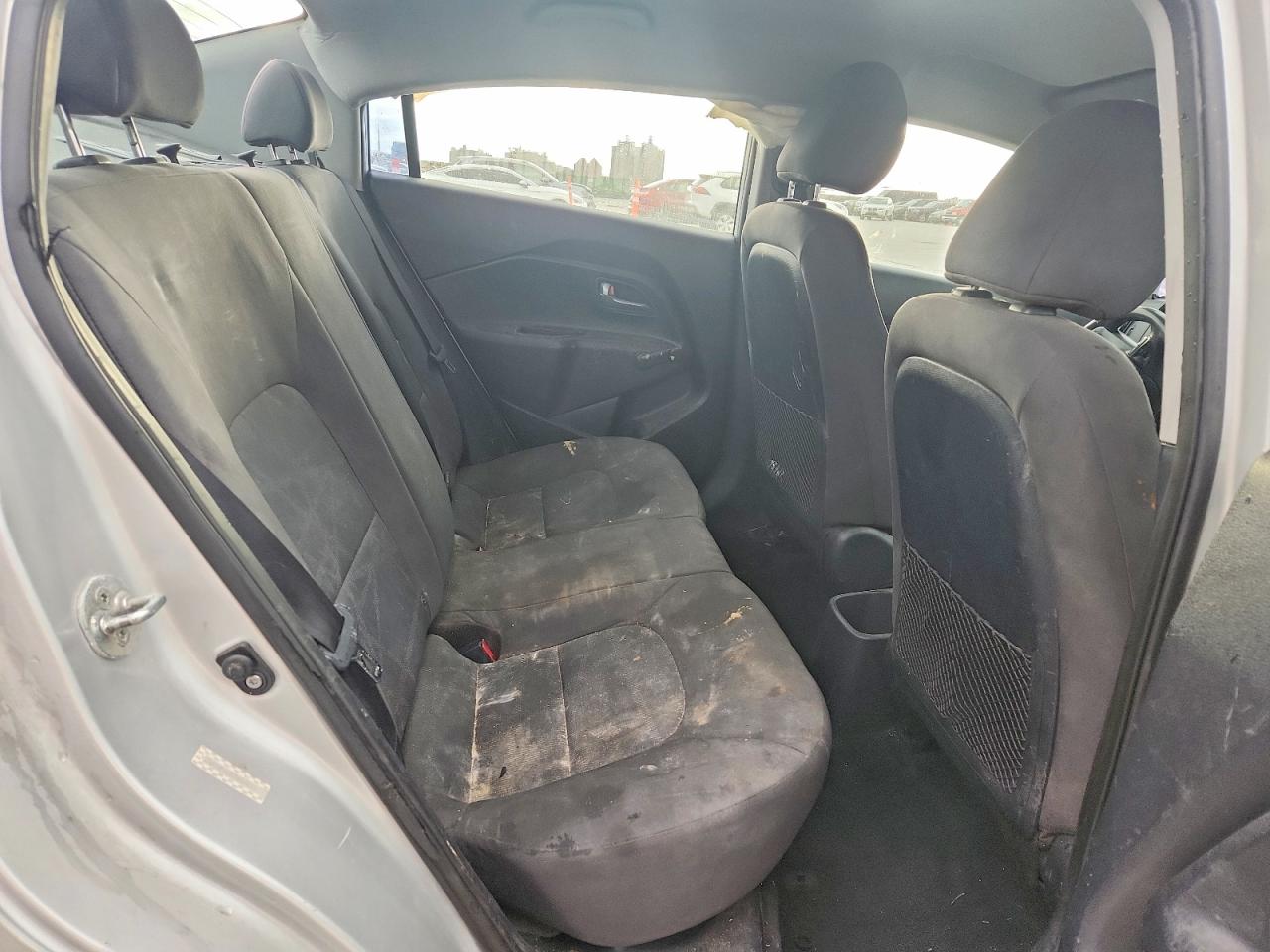 2015 Kia Rio Lx Серебряный vin: KNADM4A33F6449858