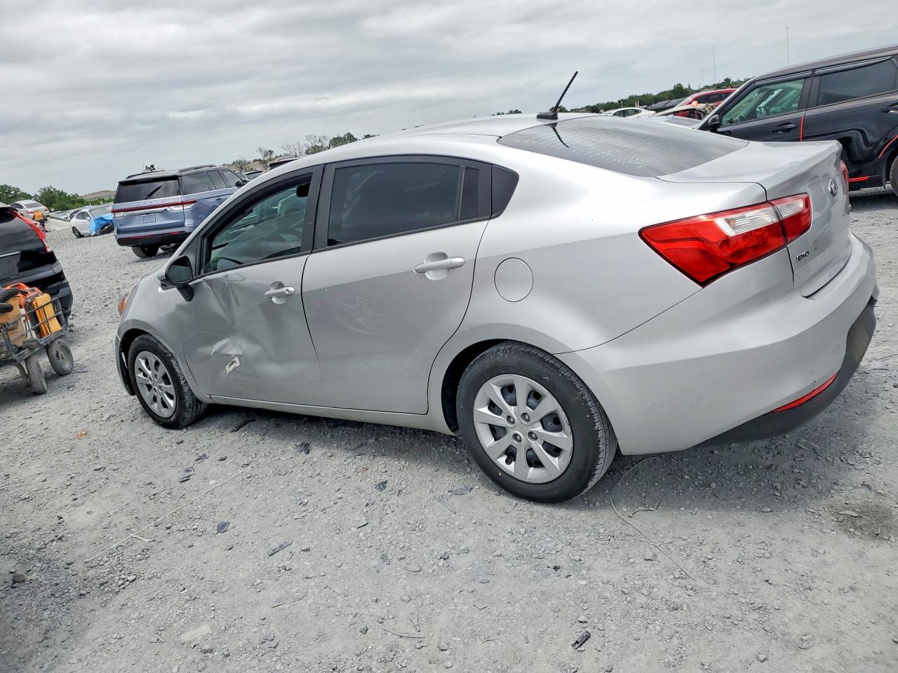 2016 Kia Rio Lx Silver vin: KNADM4A33G6000875